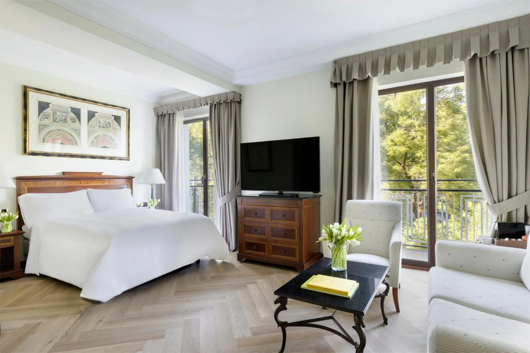 Photo of the whole room, Bed in InterContinental Madrid by IHG