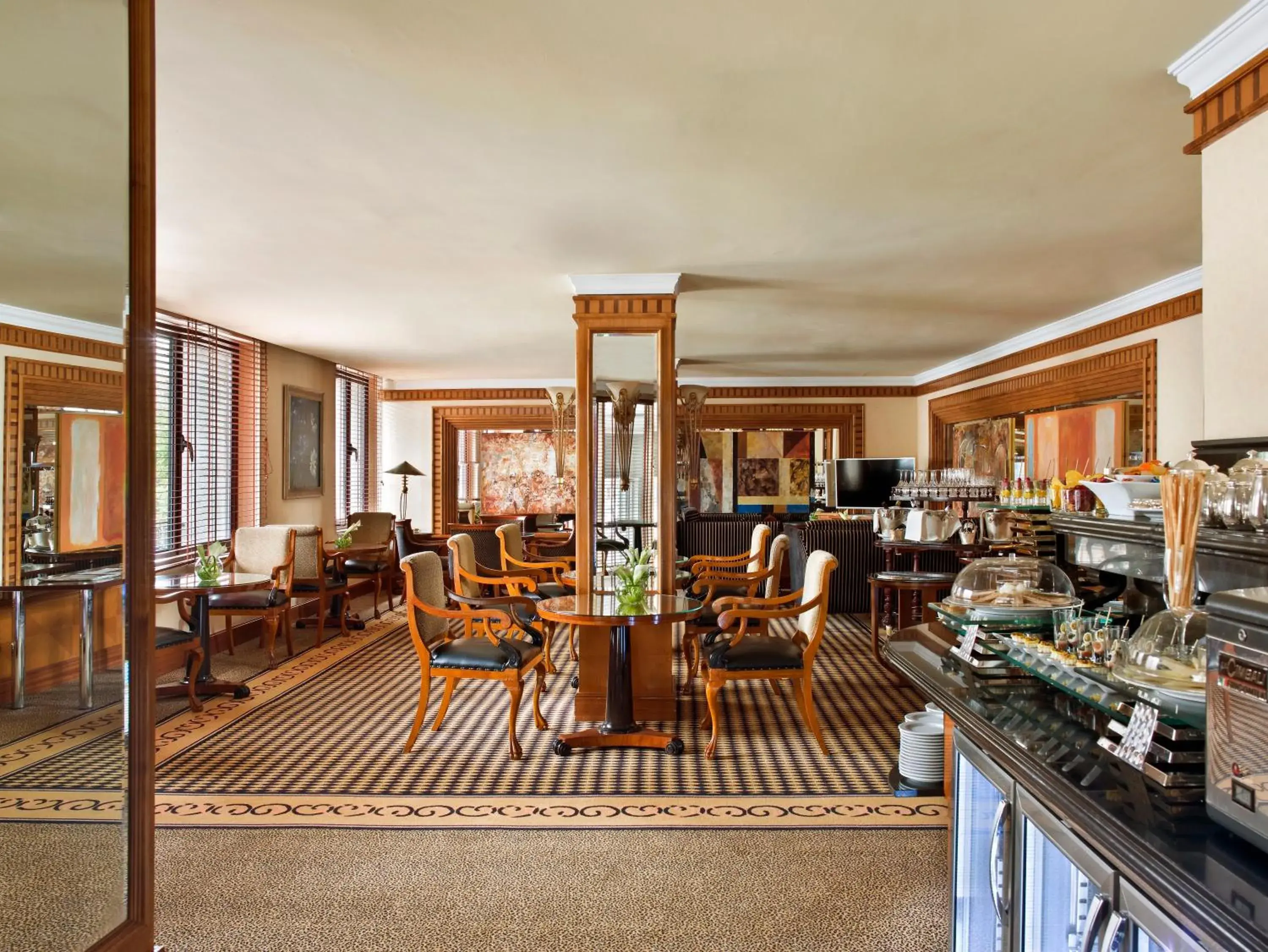 Premium King Club Room in InterContinental Madrid by IHG Premium King Club Room in InterContinental Madrid by IHG