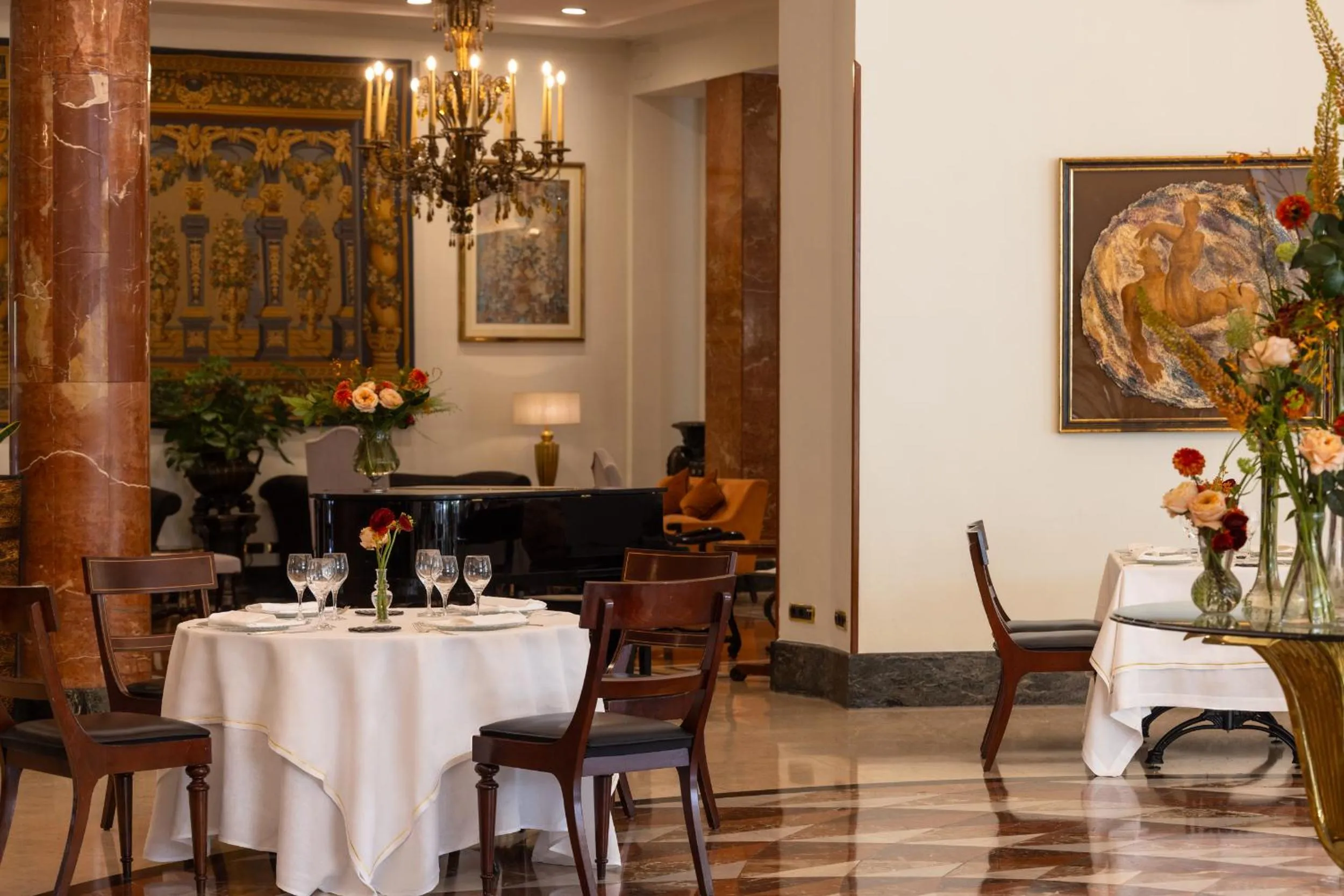 Restaurant/places to eat in InterContinental Madrid by IHG