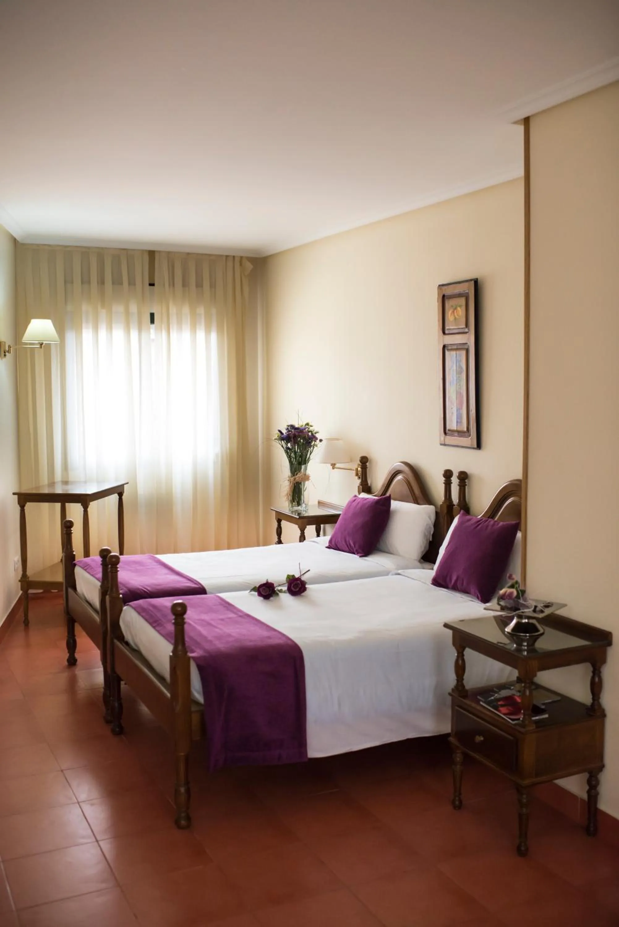 Photo of the whole room, Bed in Villa de Elciego