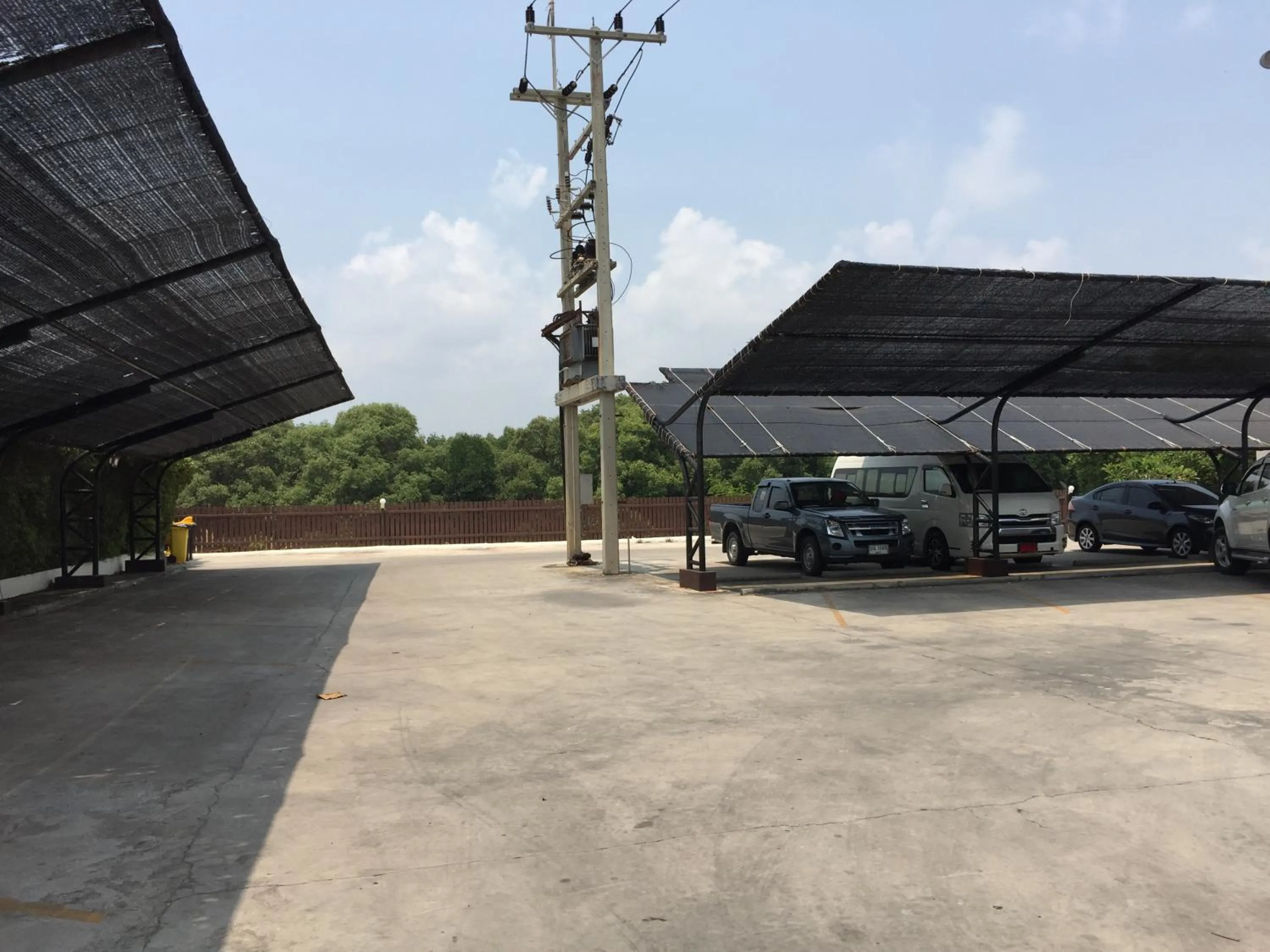 Property building in Banchaitalay Room