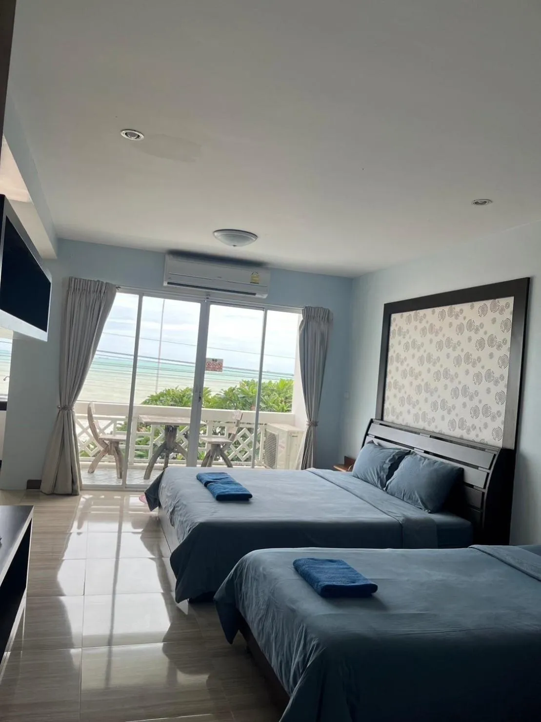 Bed in Banchaitalay Room