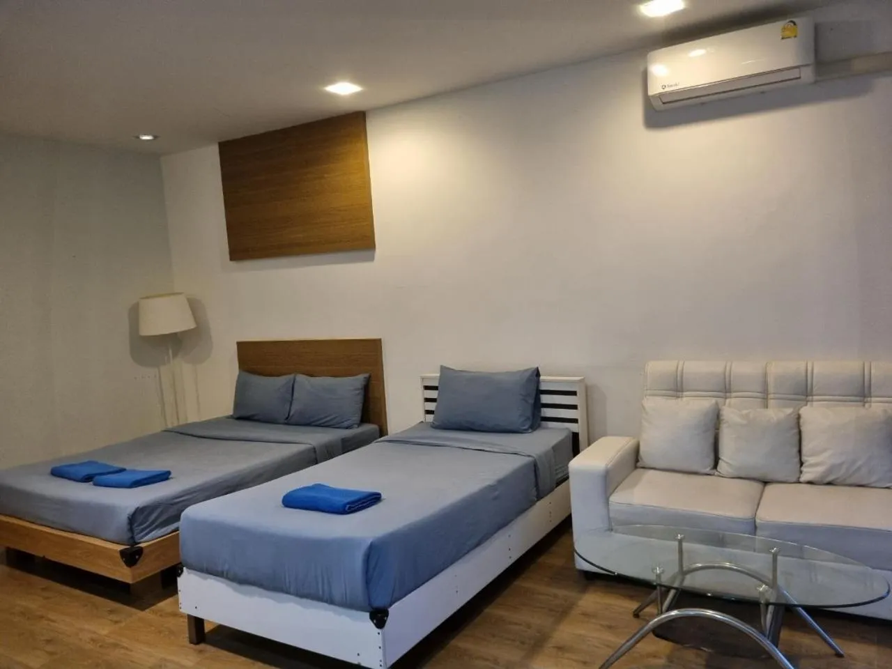 Bed in Banchaitalay Room