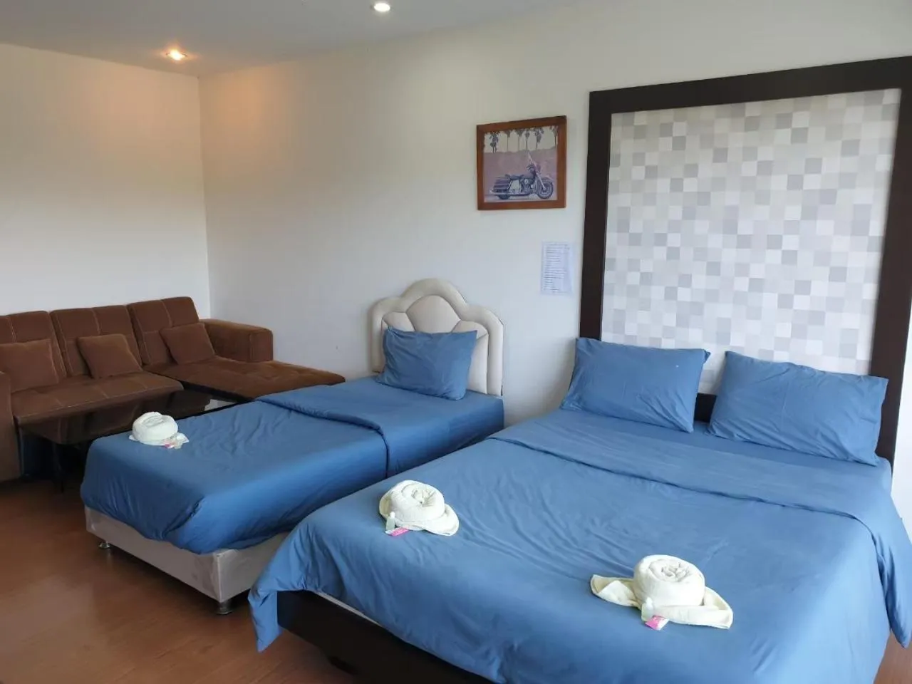 Bed in Banchaitalay Room