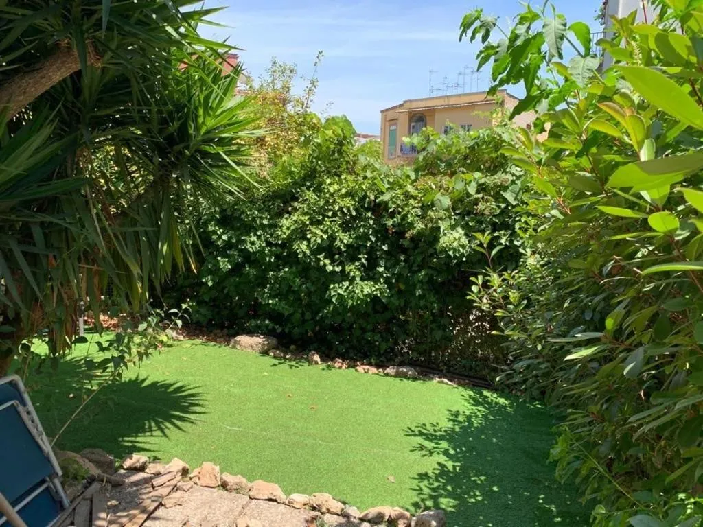 GARDEN HOUSE Apartments in Naples