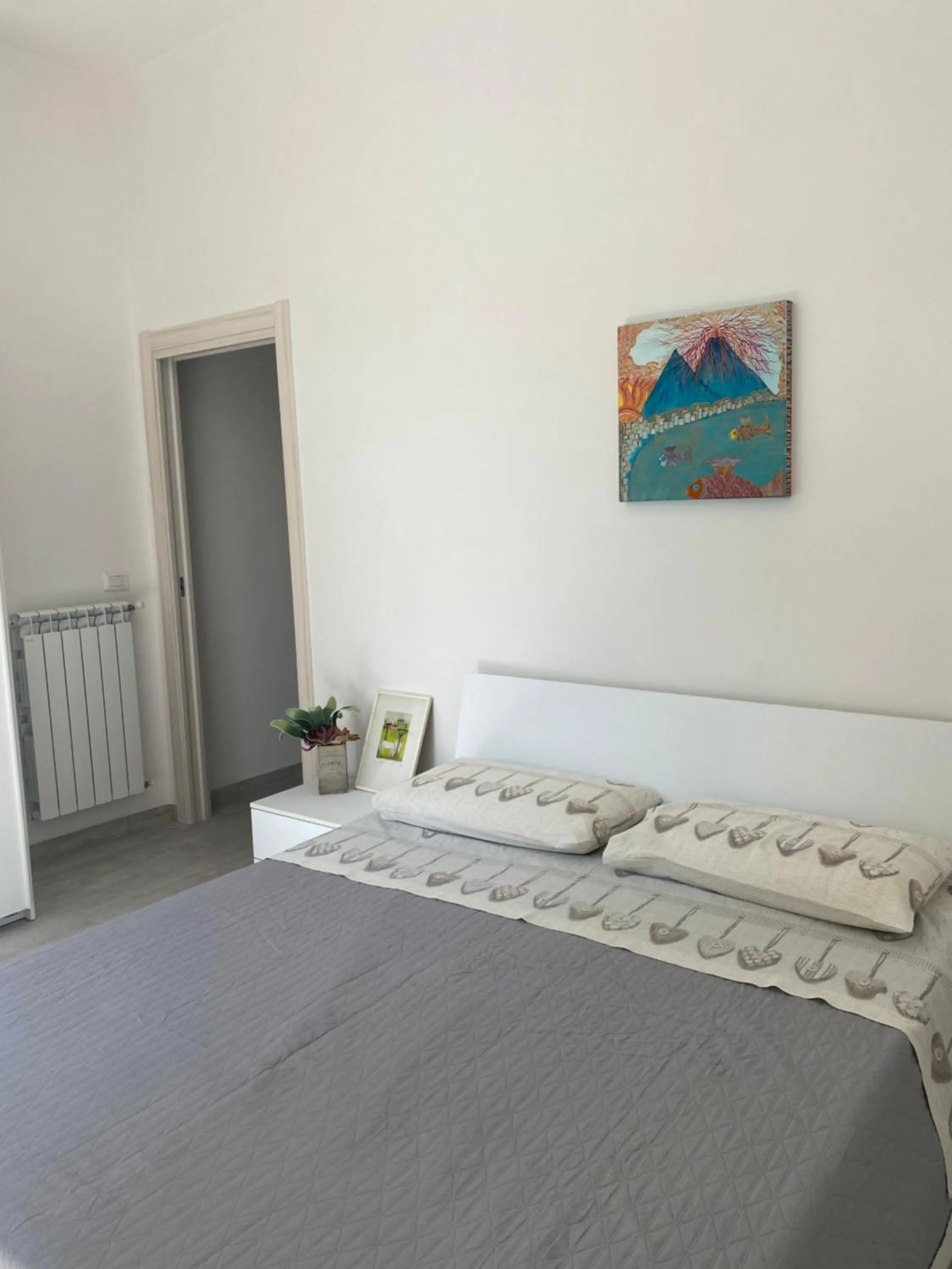 Bed in GARDEN HOUSE Apartments in Naples