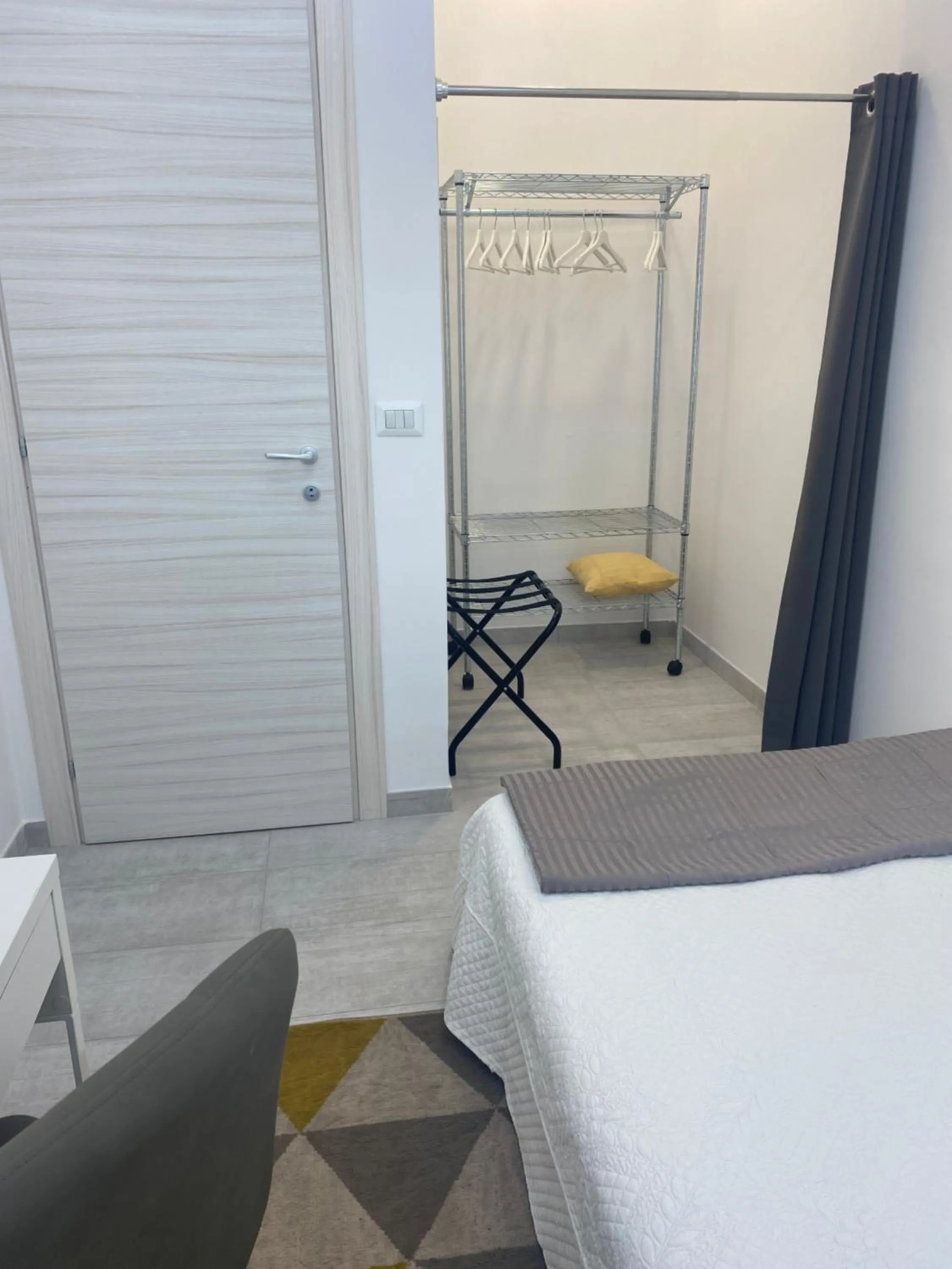 Bed in GARDEN HOUSE Apartments in Naples