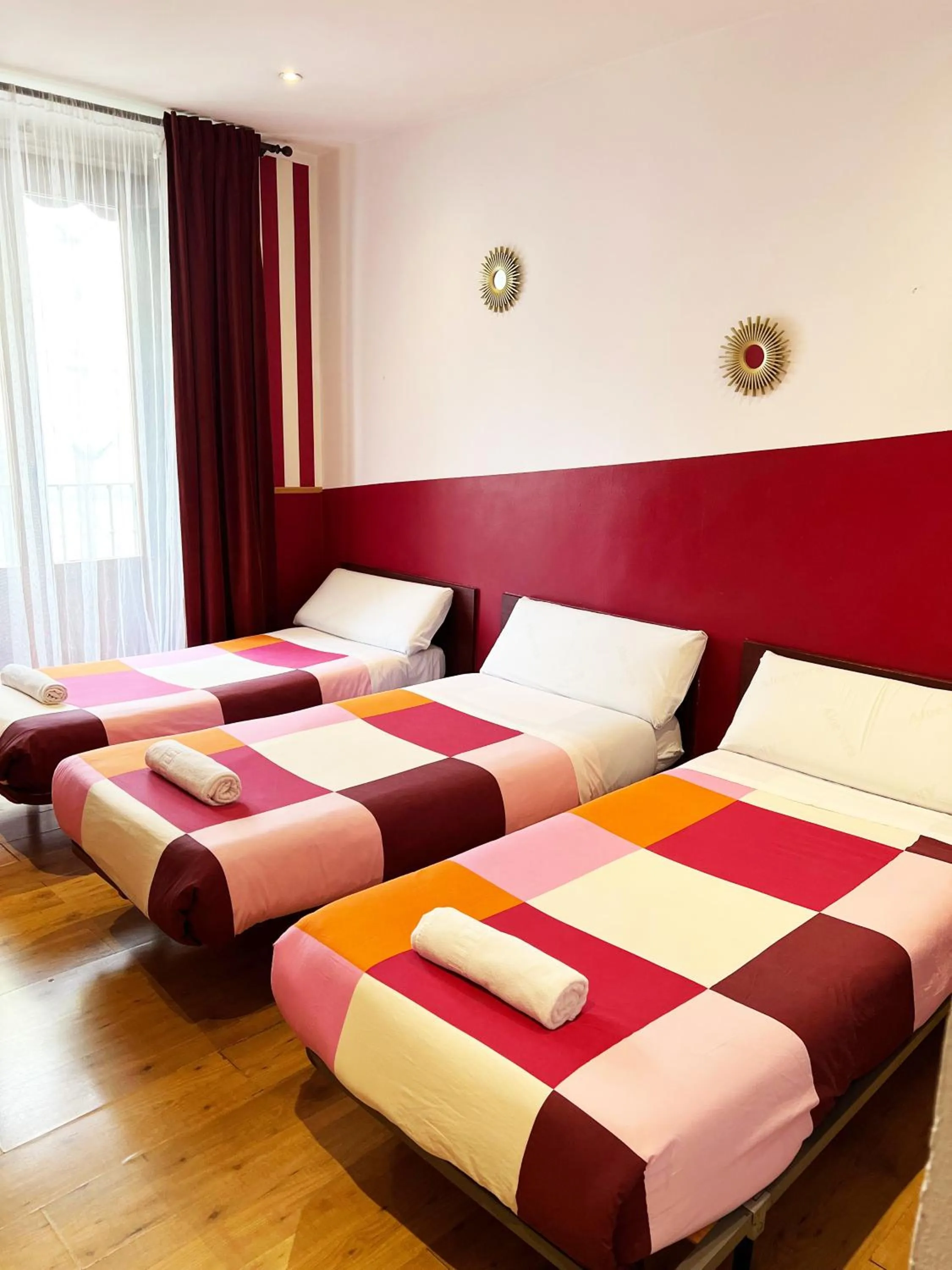 Photo of the whole room, Bed in Hostal La Casa de La Plaza