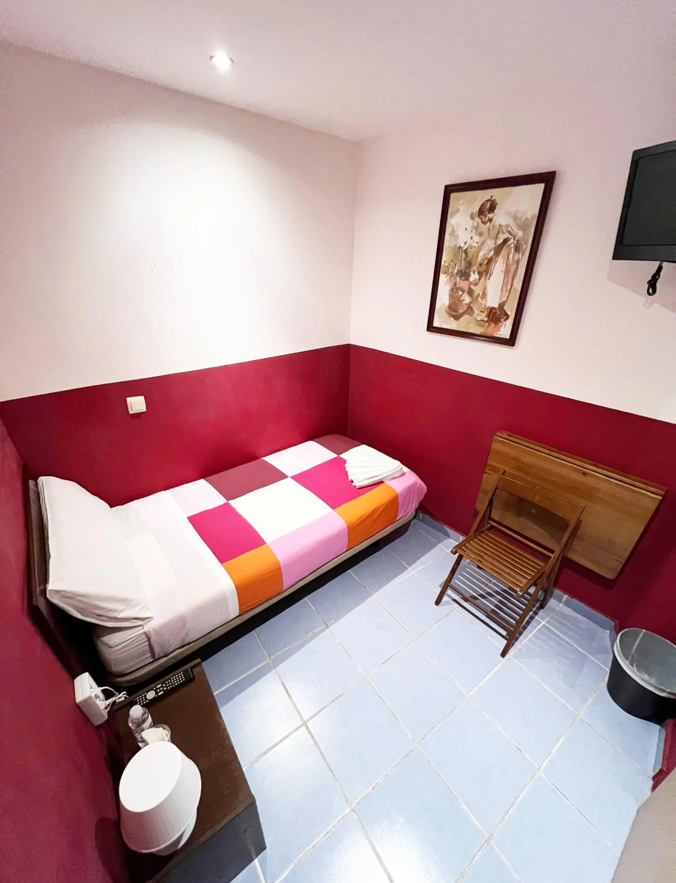 Photo of the whole room, Bed in Hostal La Casa de La Plaza