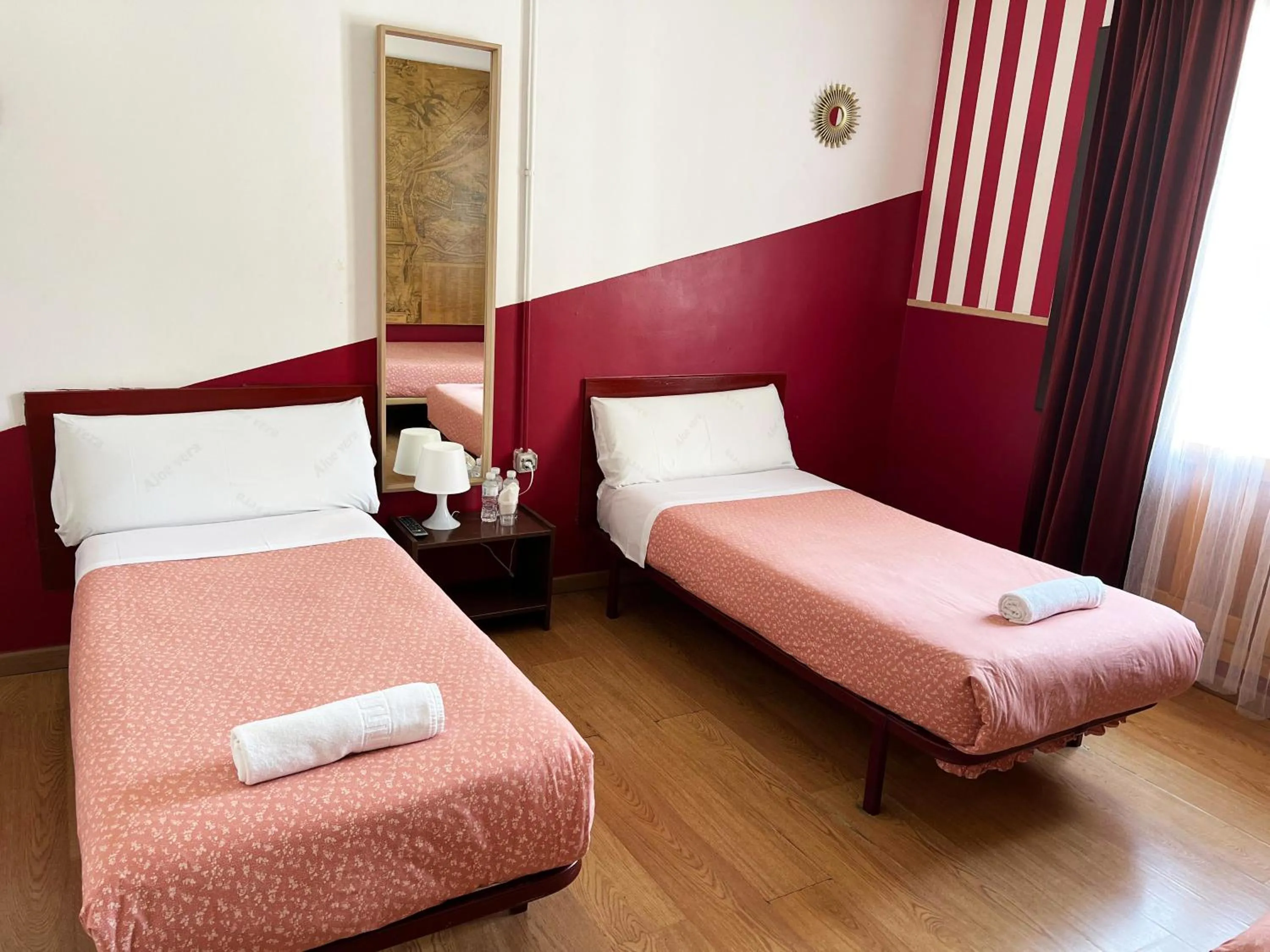 Bed in Hostal La Casa de La Plaza