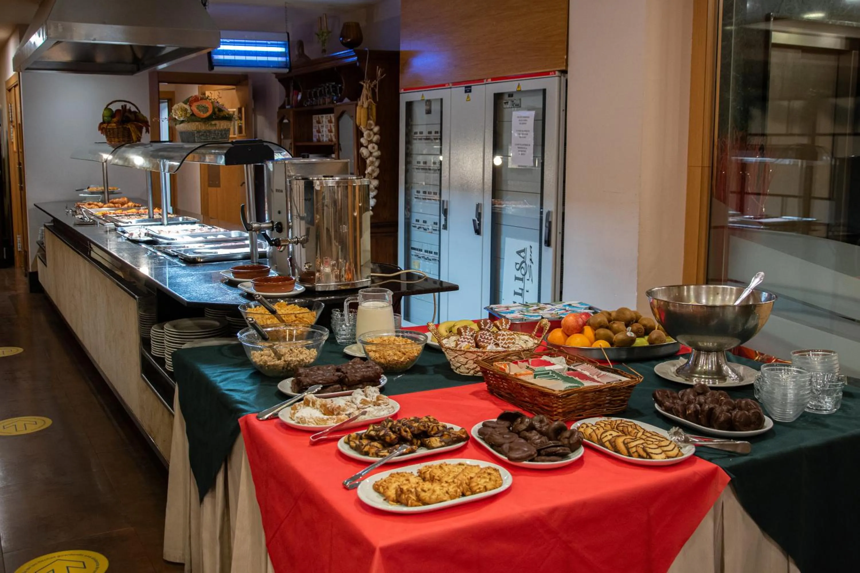 Breakfast in Hotel Felisa SPA