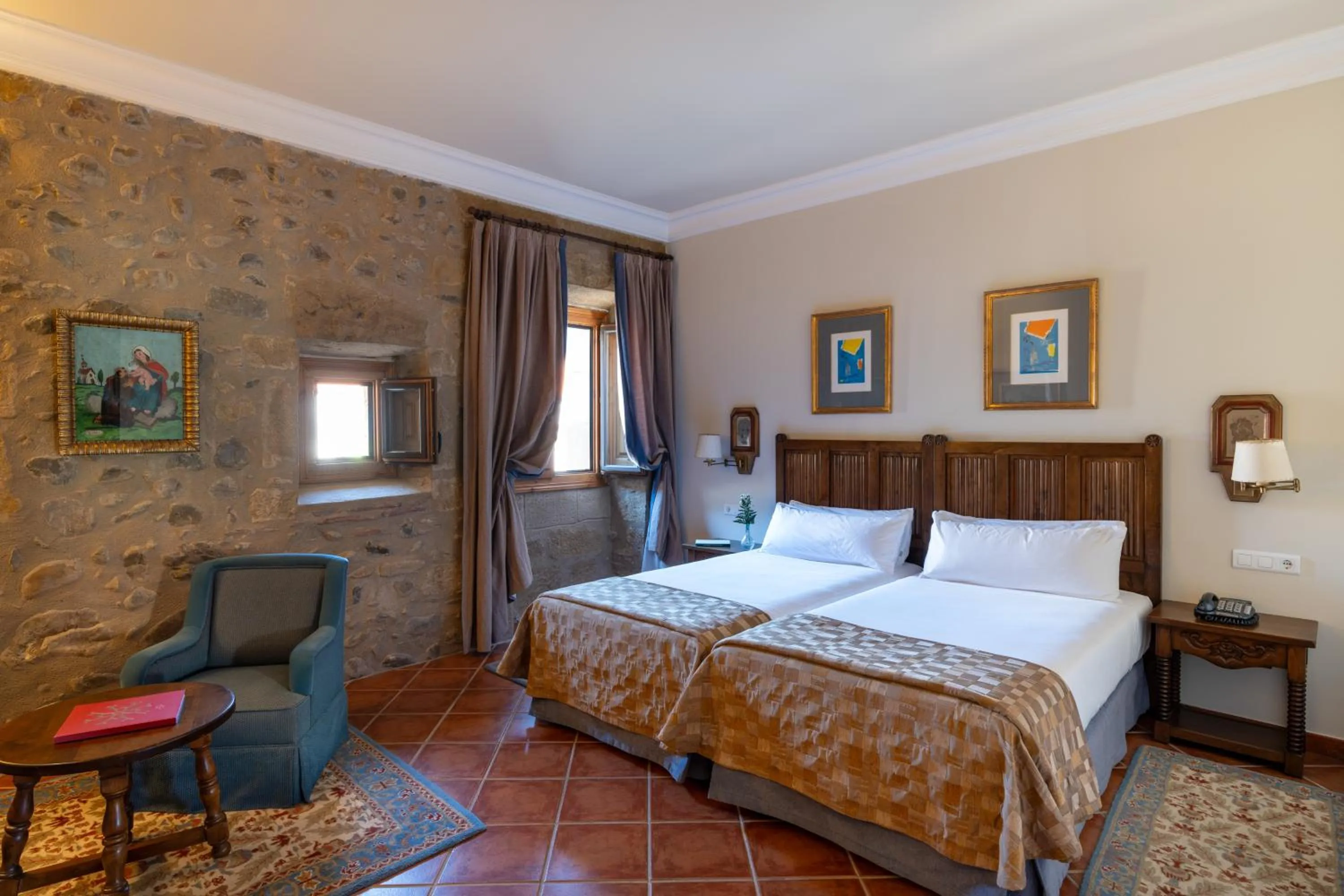 Bed in Parador de Sto. Domingo Bernardo de Fresneda