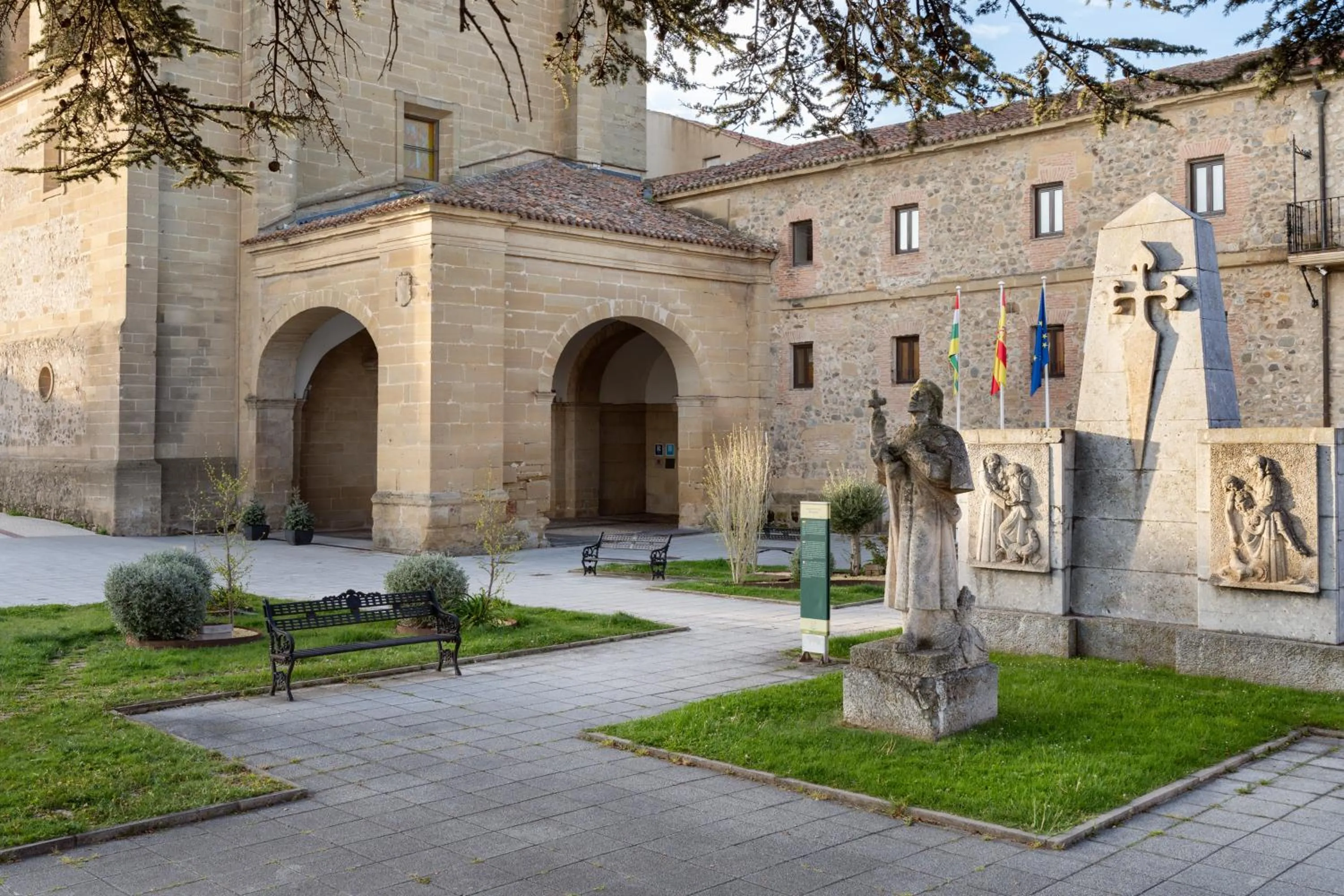 Nearby landmark in Parador de Sto. Domingo Bernardo de Fresneda