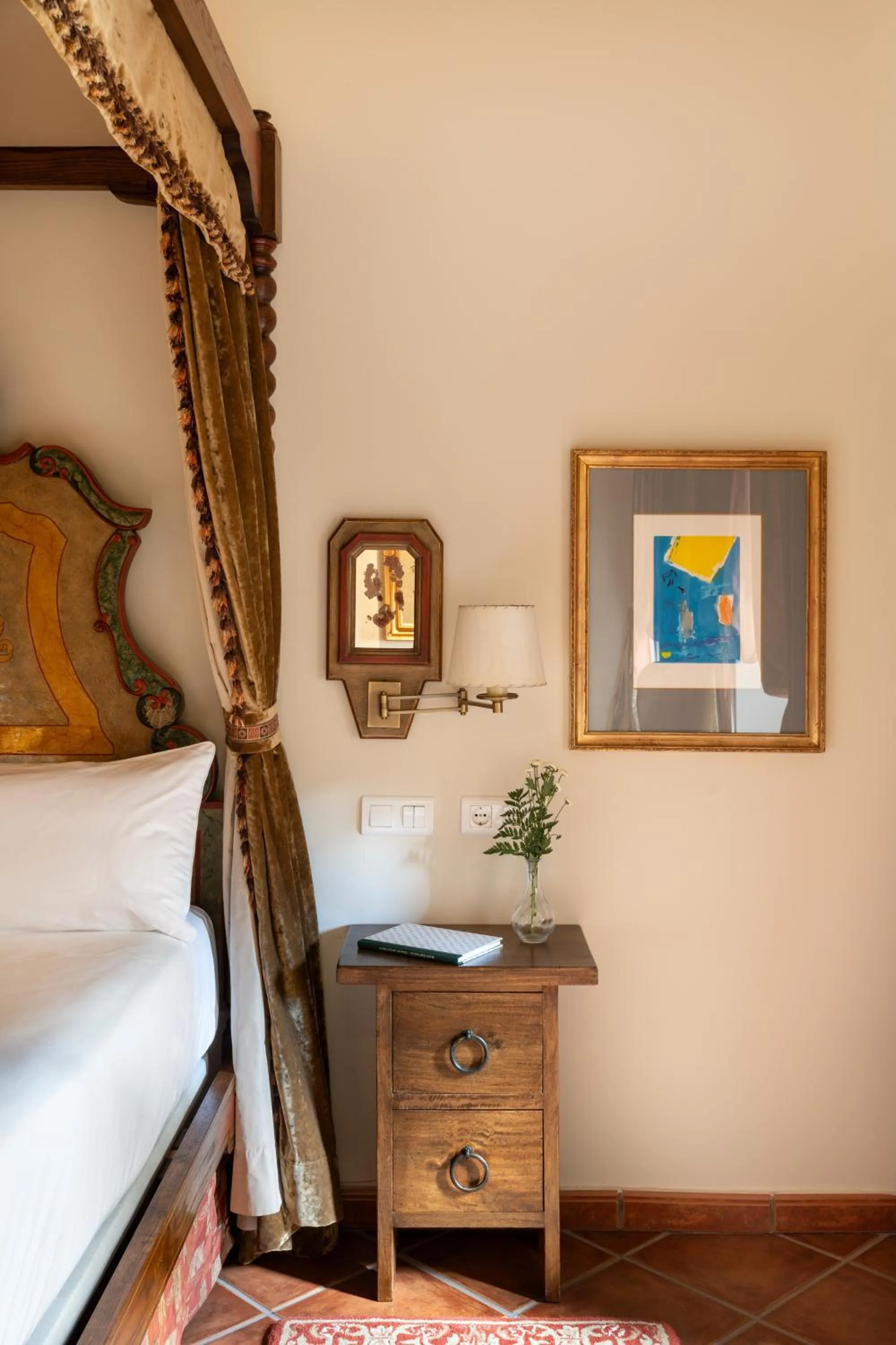 Bed in Parador de Sto. Domingo Bernardo de Fresneda