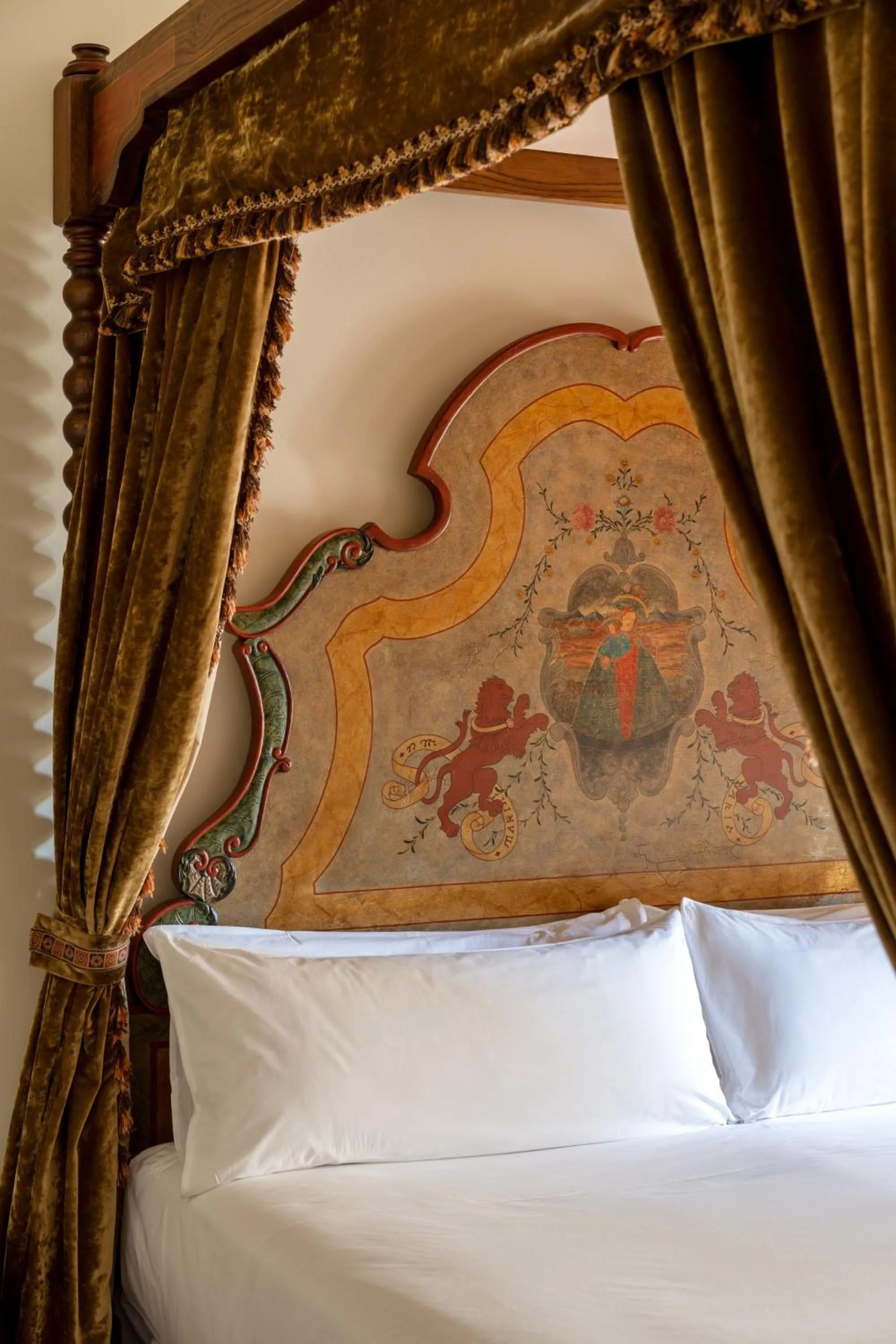 Bed in Parador de Sto. Domingo Bernardo de Fresneda