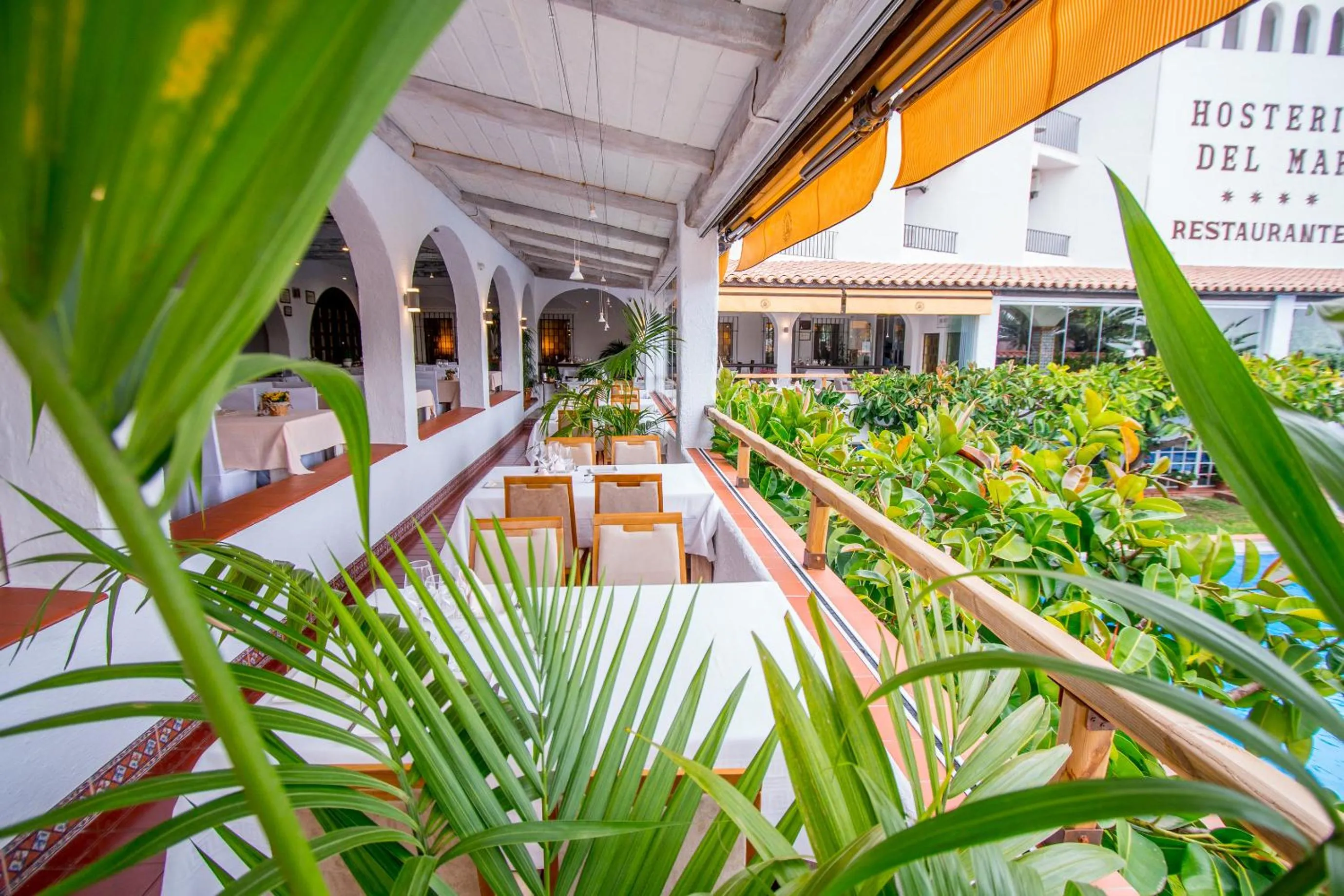 Restaurant/places to eat in Hostería del Mar