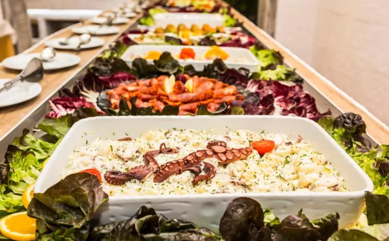 Restaurant/places to eat in Hostería del Mar