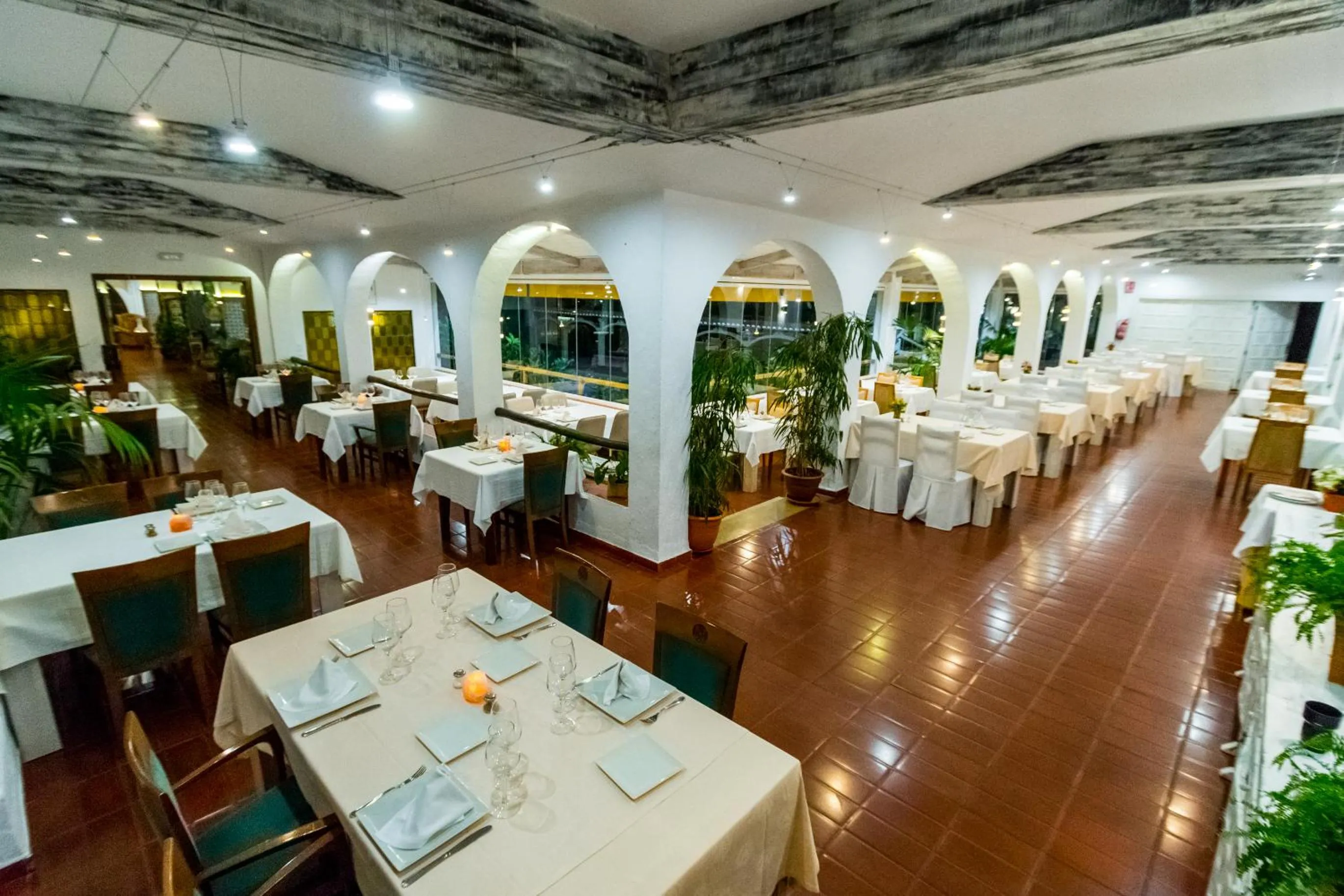 Restaurant/places to eat in Hostería del Mar