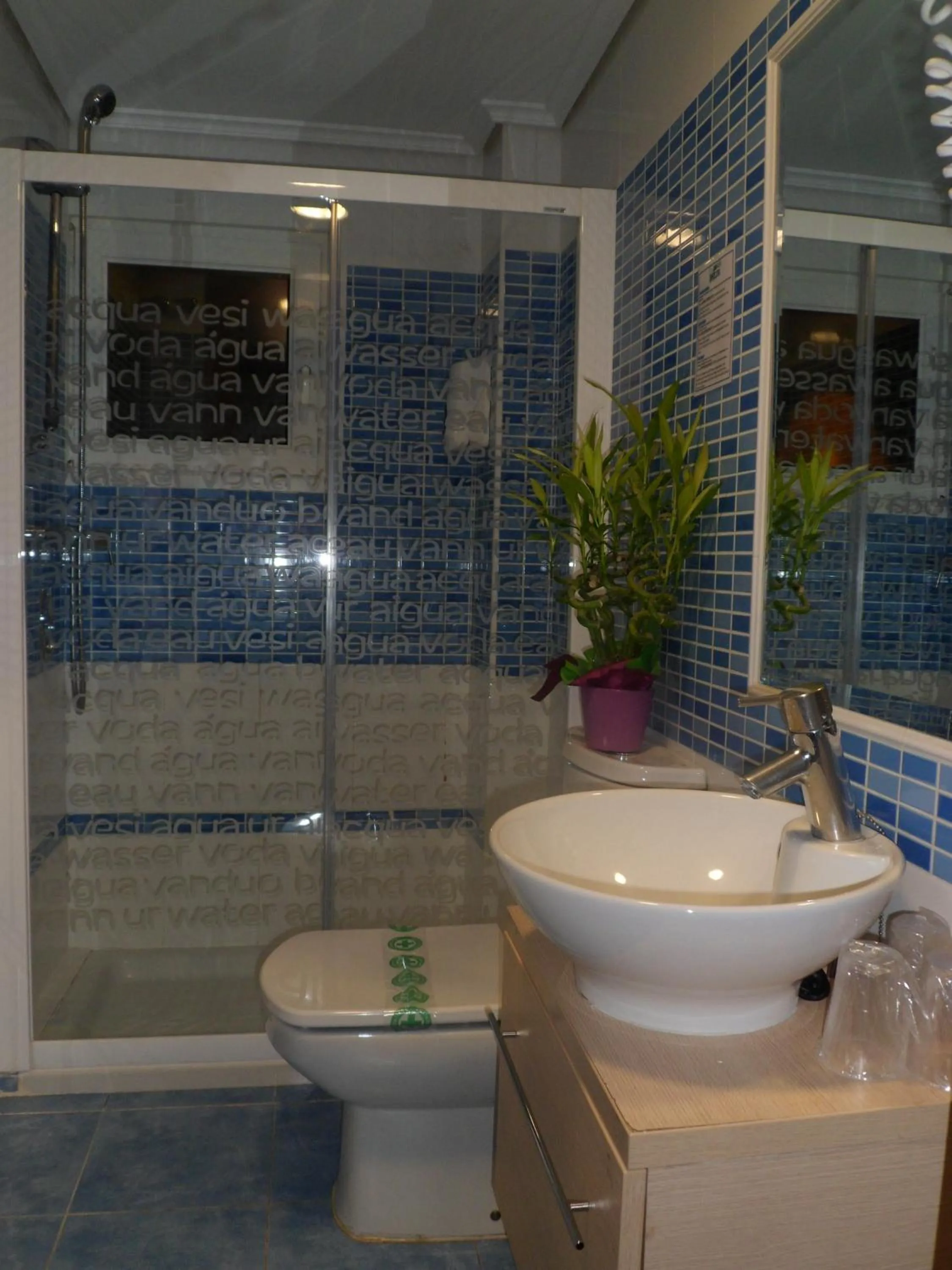 Bathroom in Auto Check In Hotel Las Nieves