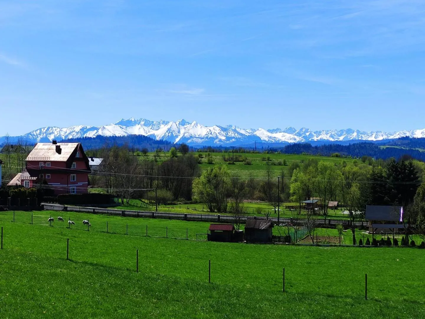 Natural landscape in Pocztówka z Mizernej, domki z widokiem na góry, 1 km od Velo Czorsztyn, Jezioro Czorsztyńskie, rowery, cisza, spokój