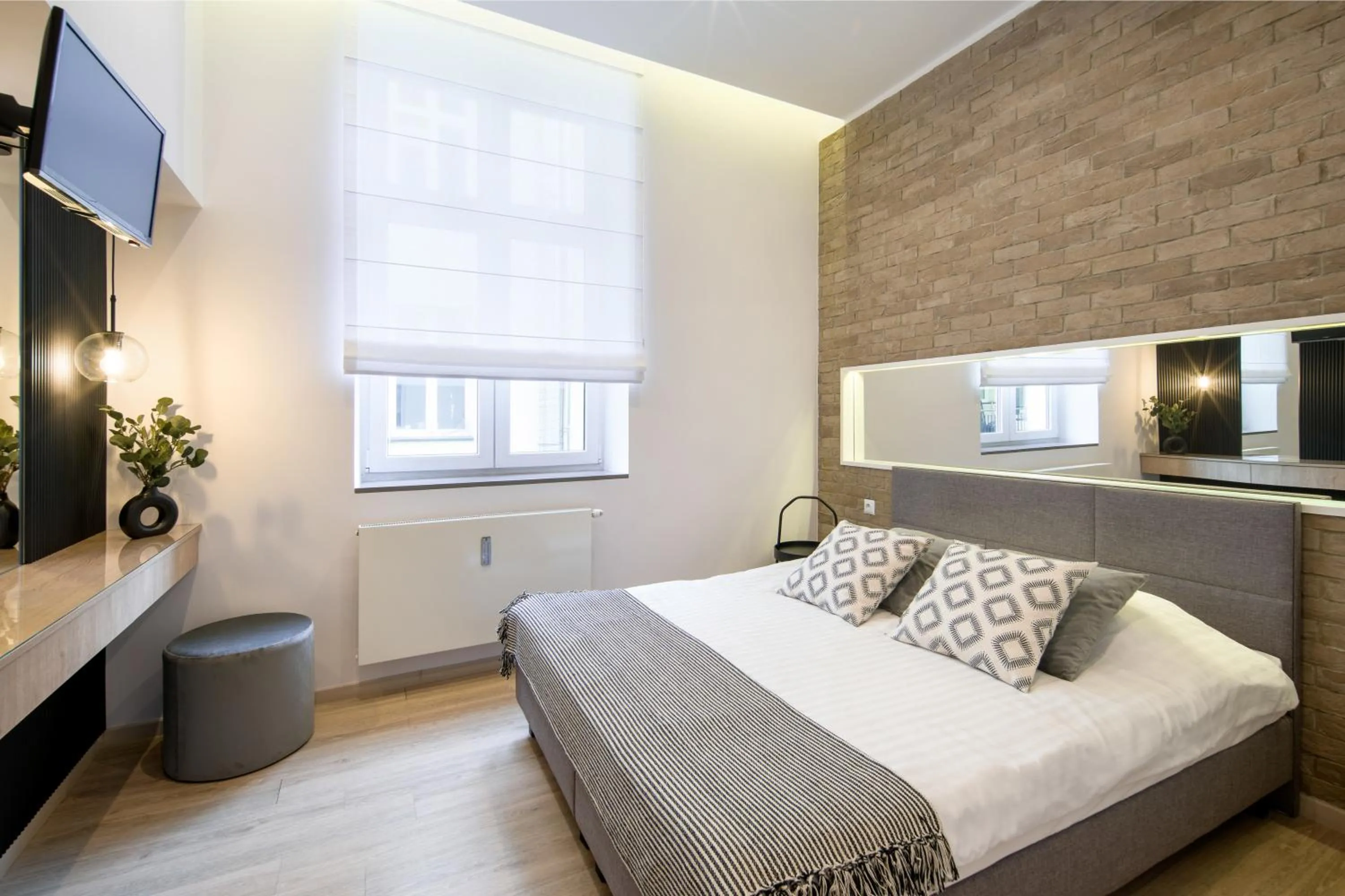 Bed in Beautiful Apartment with 2 bedrooms for 7 guests, Jewish District