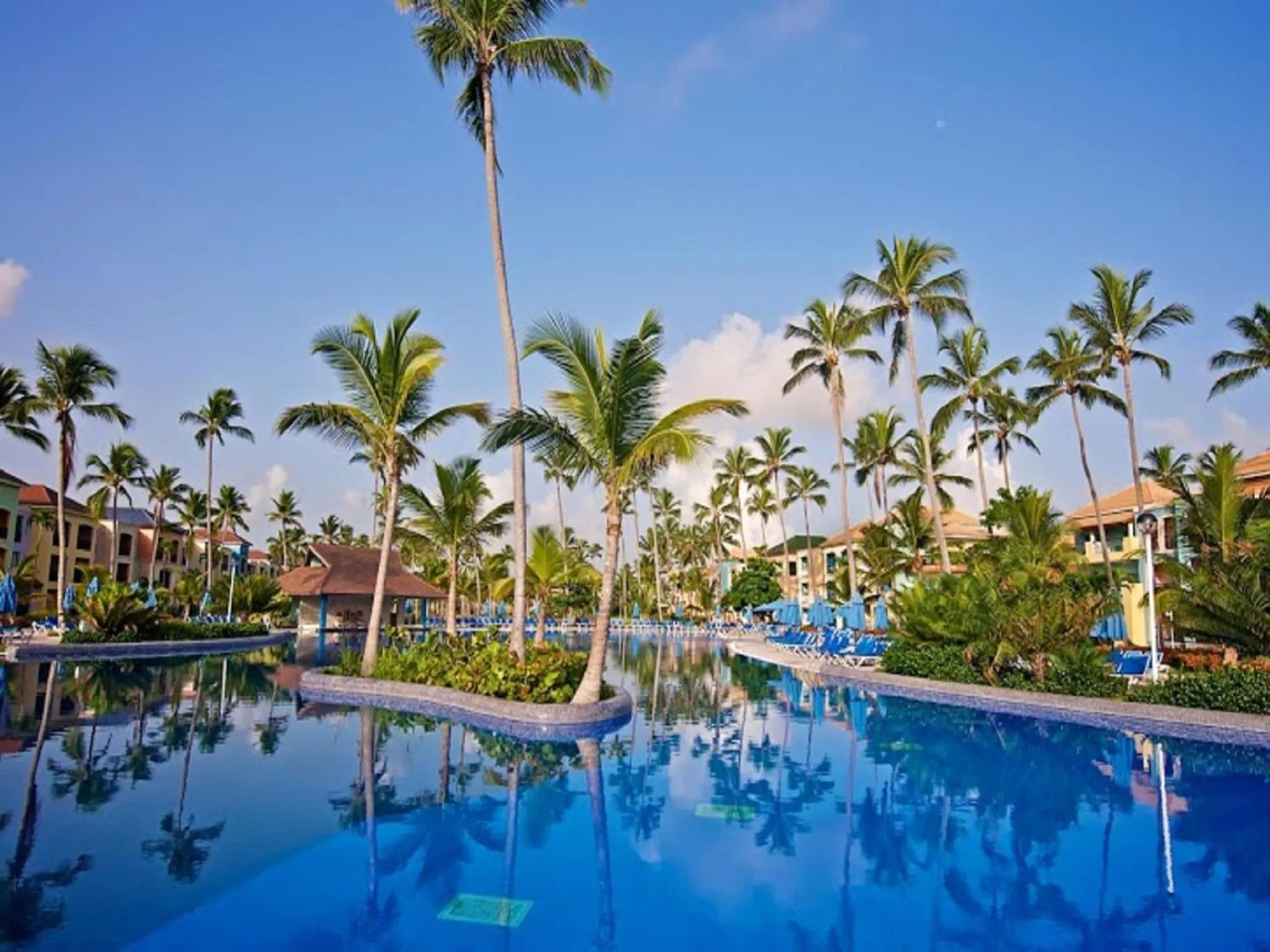 Swimming pool in Ocean Blue & Sand Beach Resort - All Inclusive