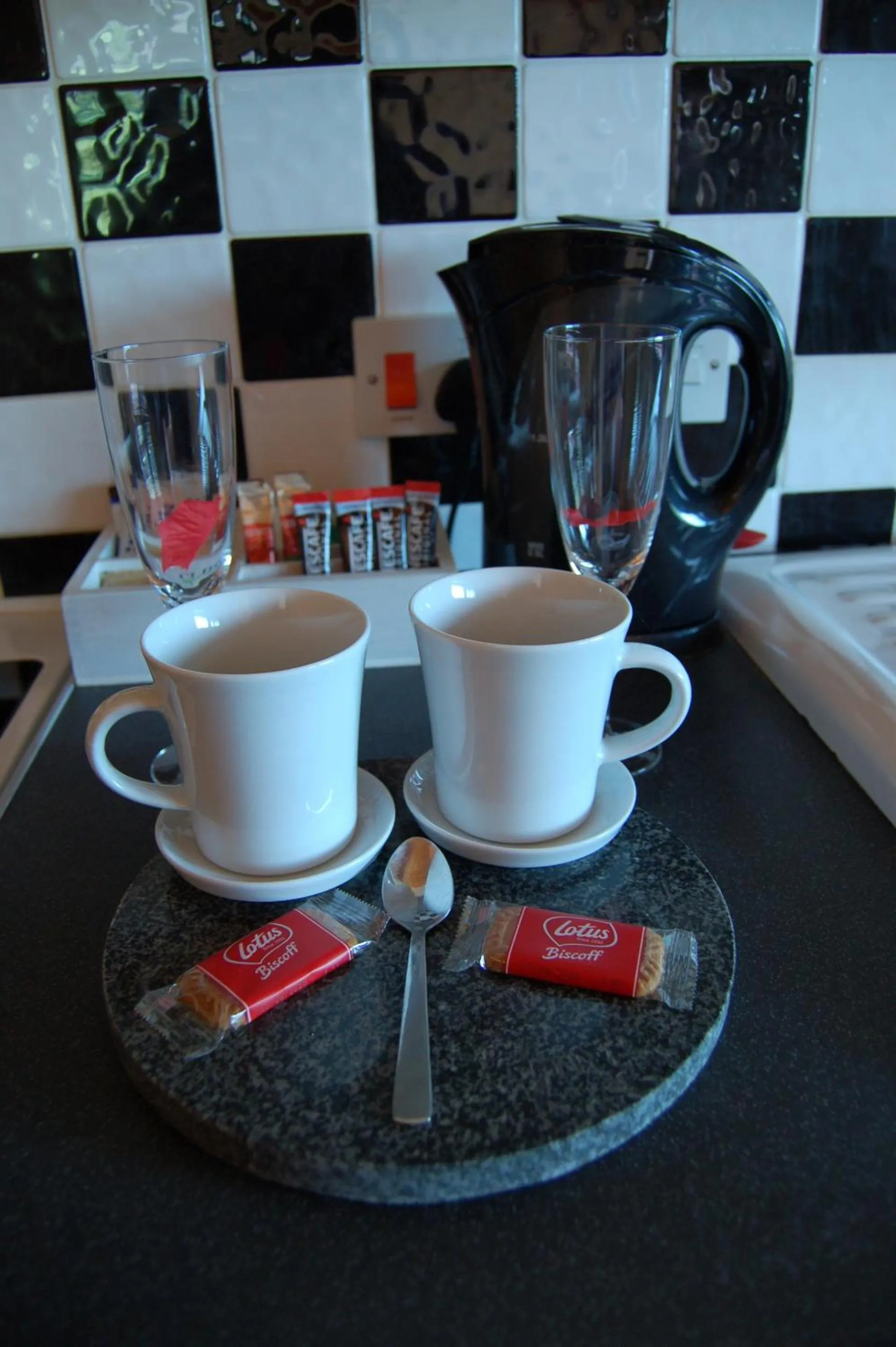 Kitchen or kitchenette in Watermeadow Lakes & Lodges