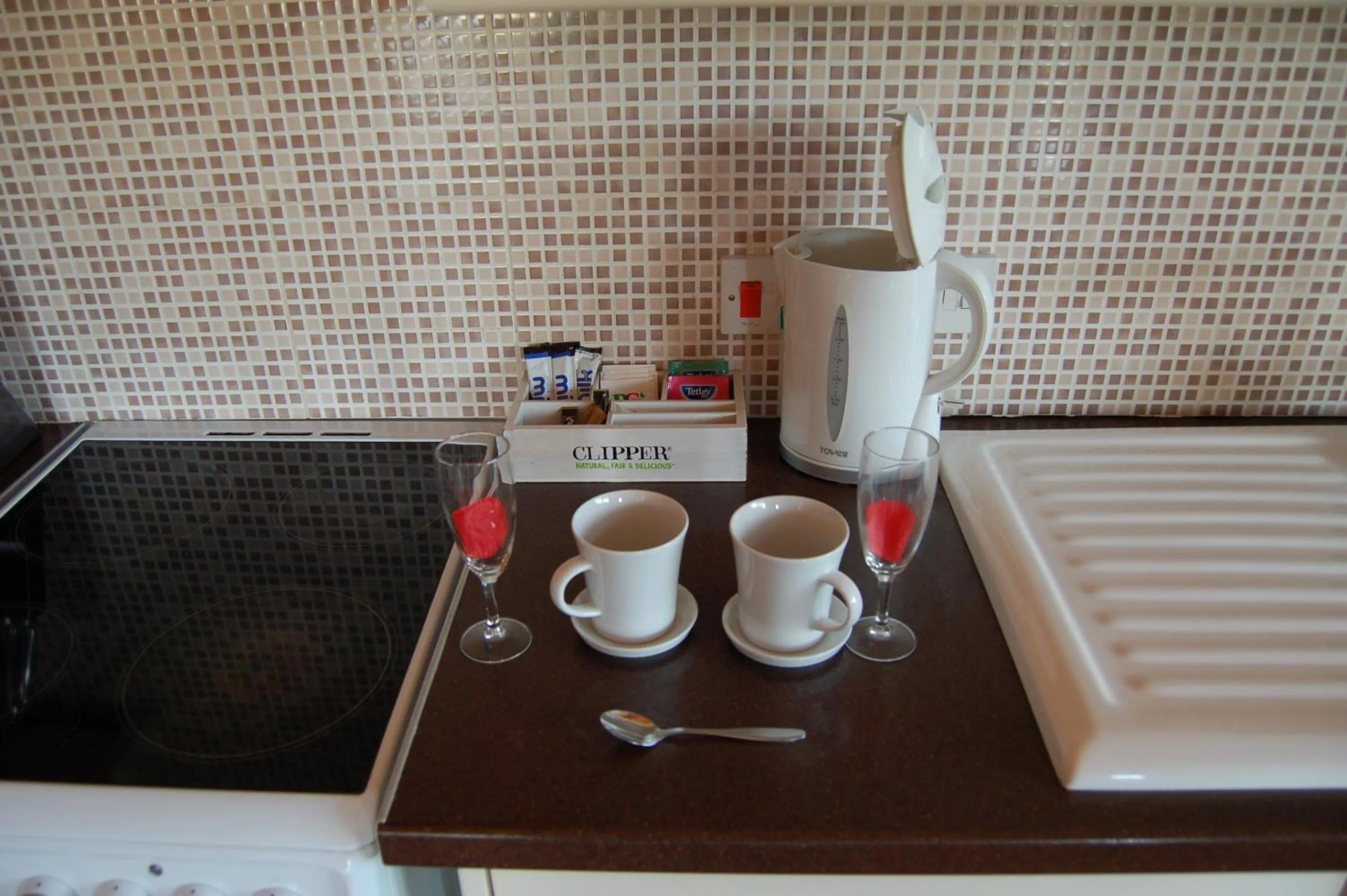 Kitchen or kitchenette in Watermeadow Lakes & Lodges