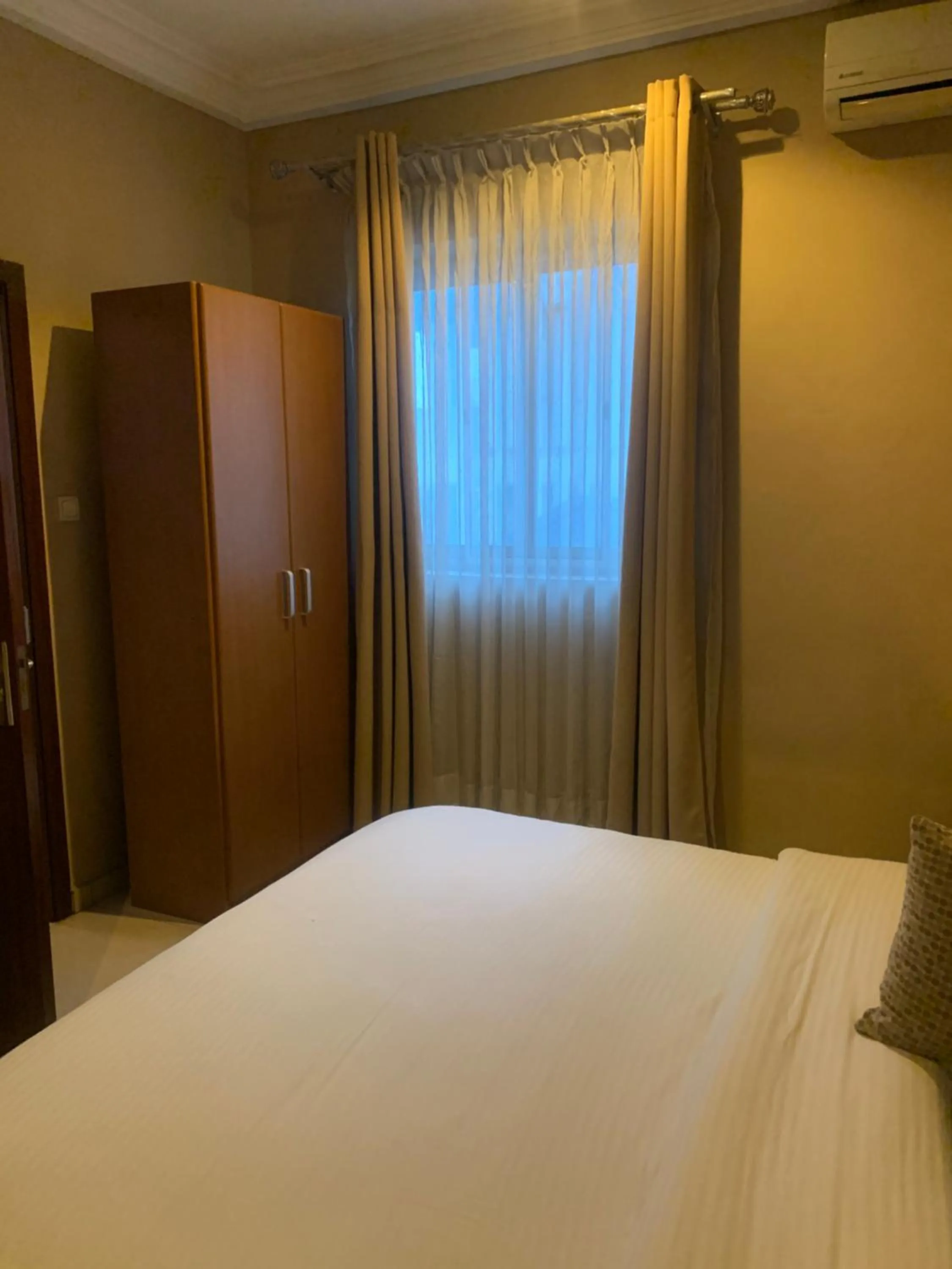 Bed in Manjaro Suites