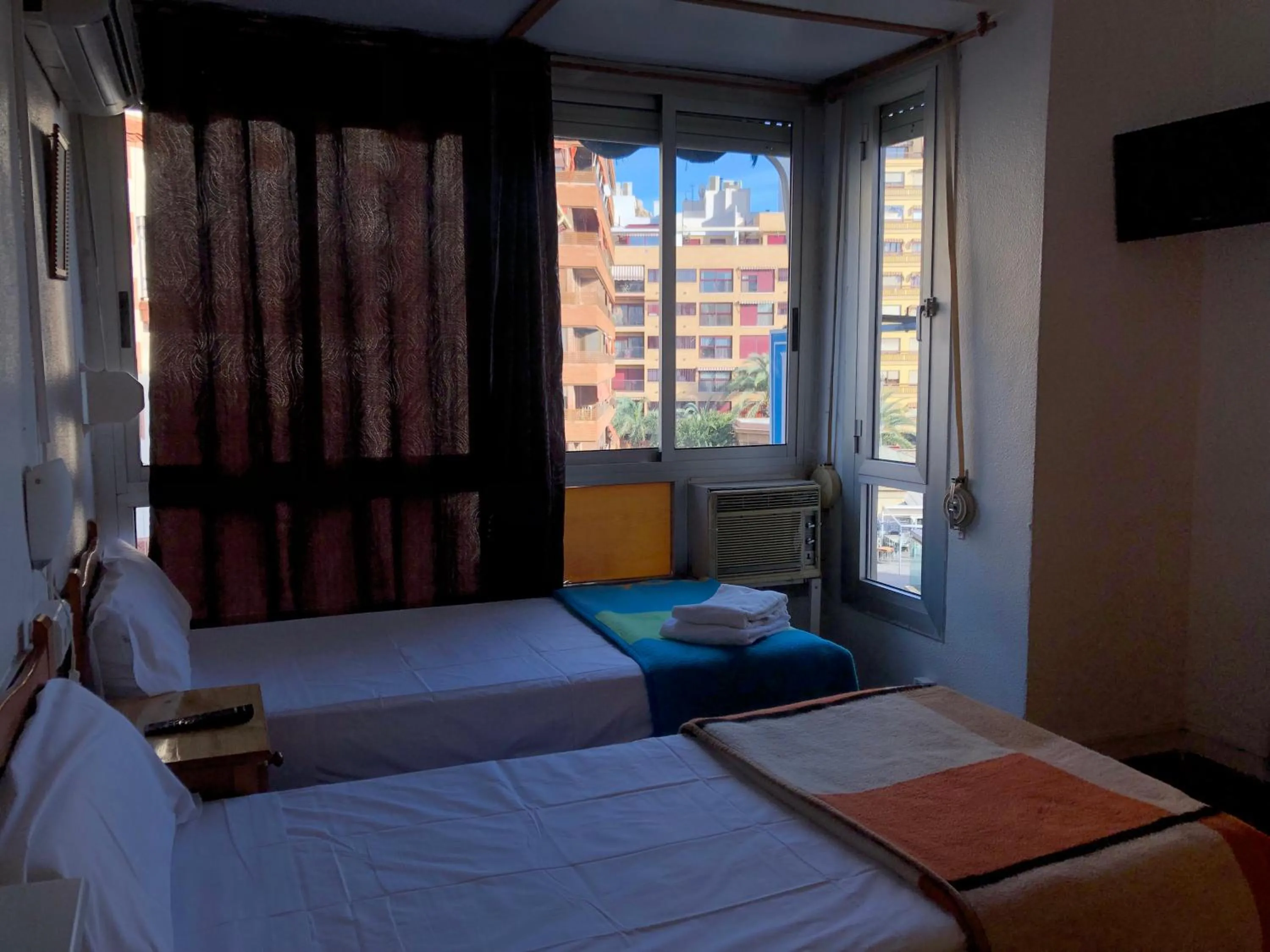 Photo of the whole room, Bed in LÀtic Rooms