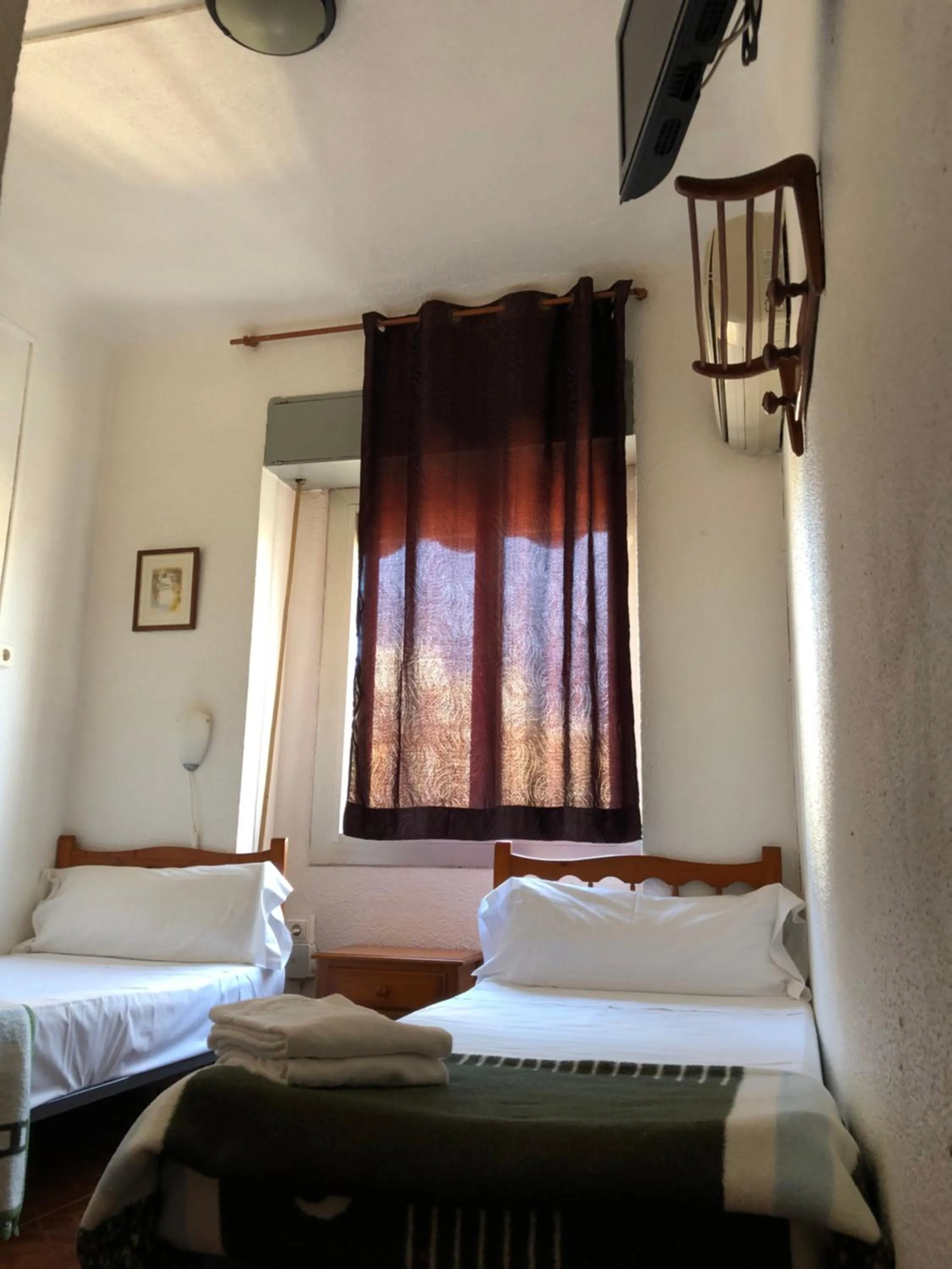 Decorative detail, Bed in LÀtic Rooms
