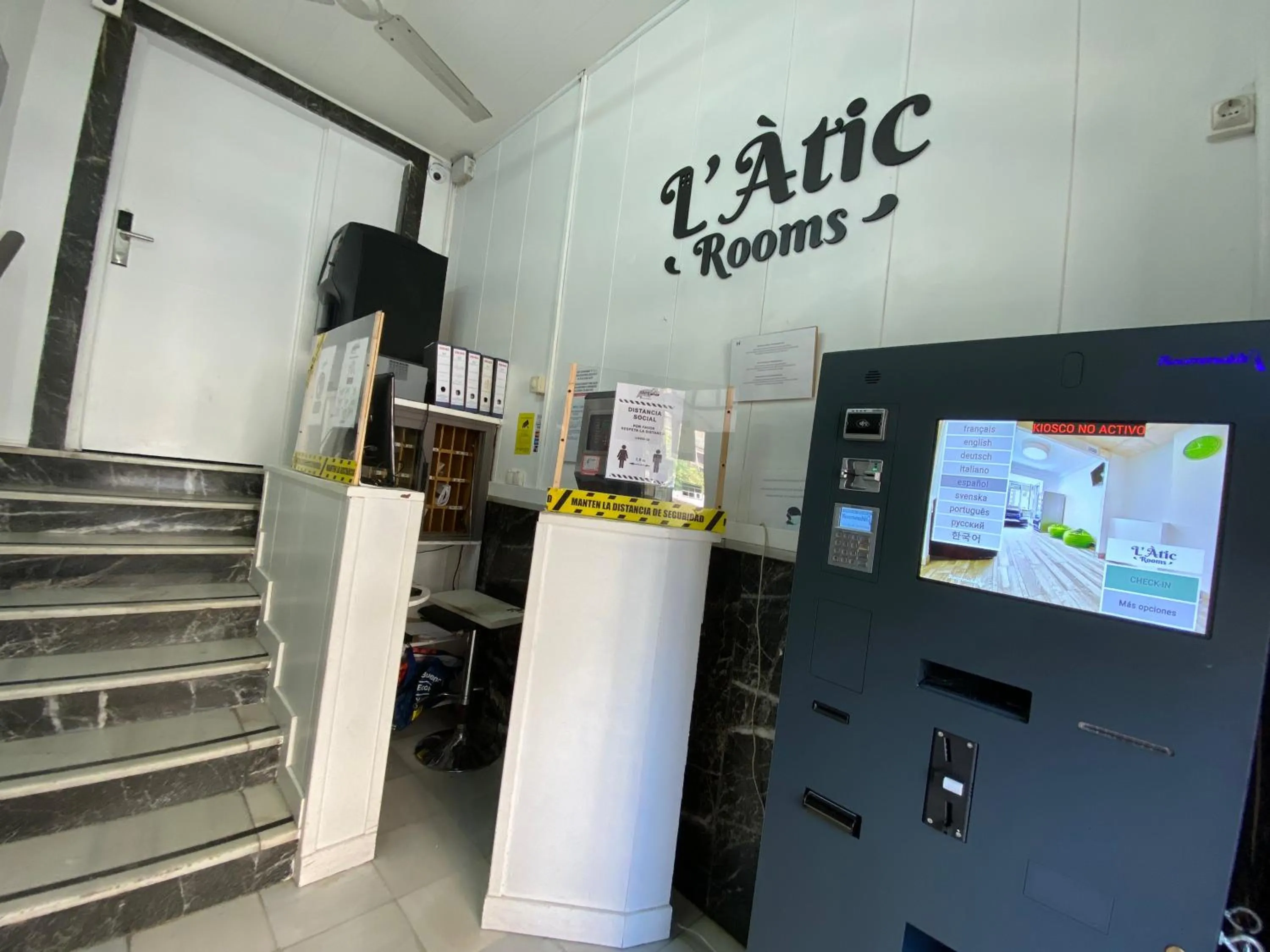 Lobby or reception in LÀtic Rooms