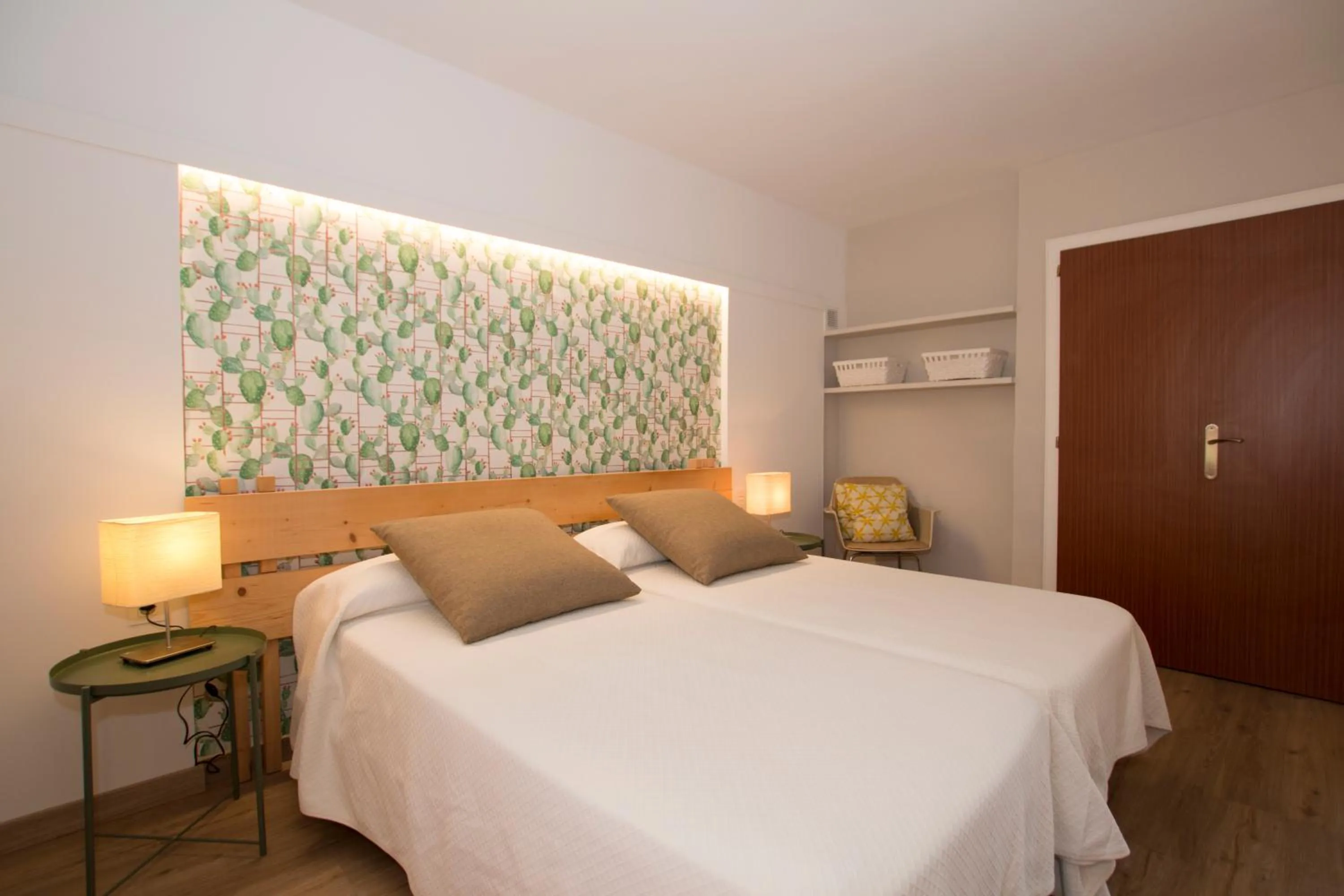 Photo of the whole room, Bed in Hotel Yola