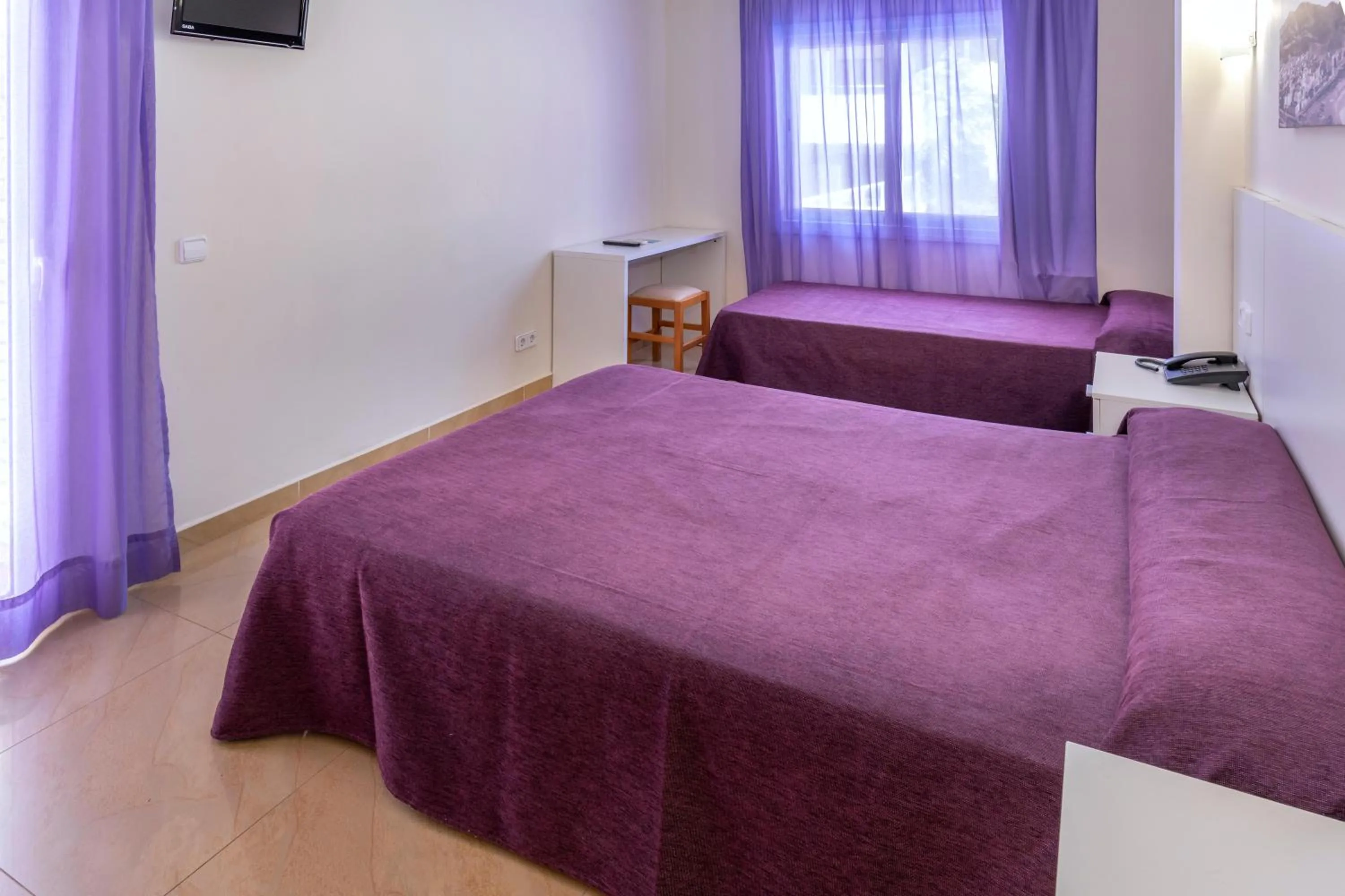 Photo of the whole room in Moremar Hotel