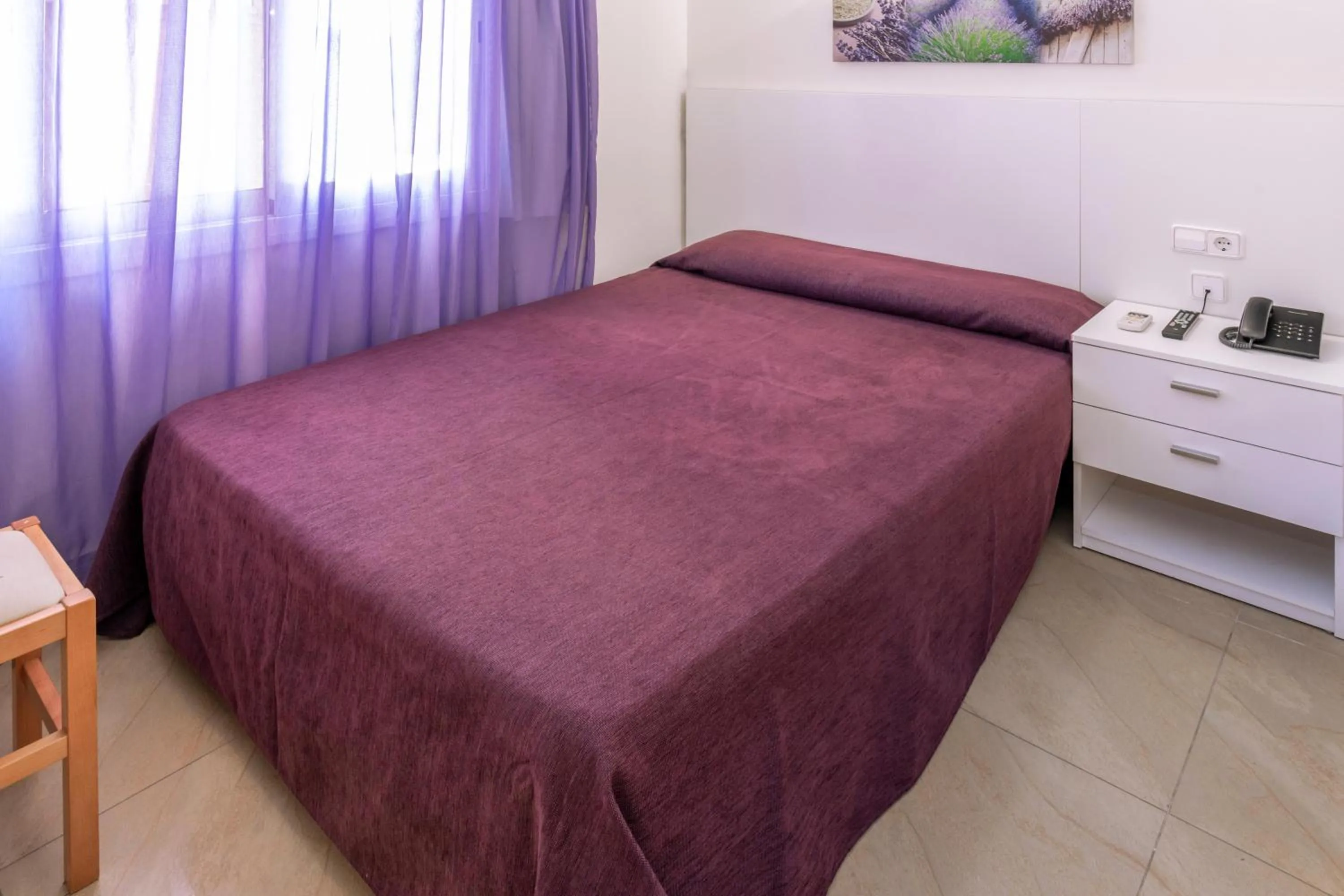 Photo of the whole room in Moremar Hotel