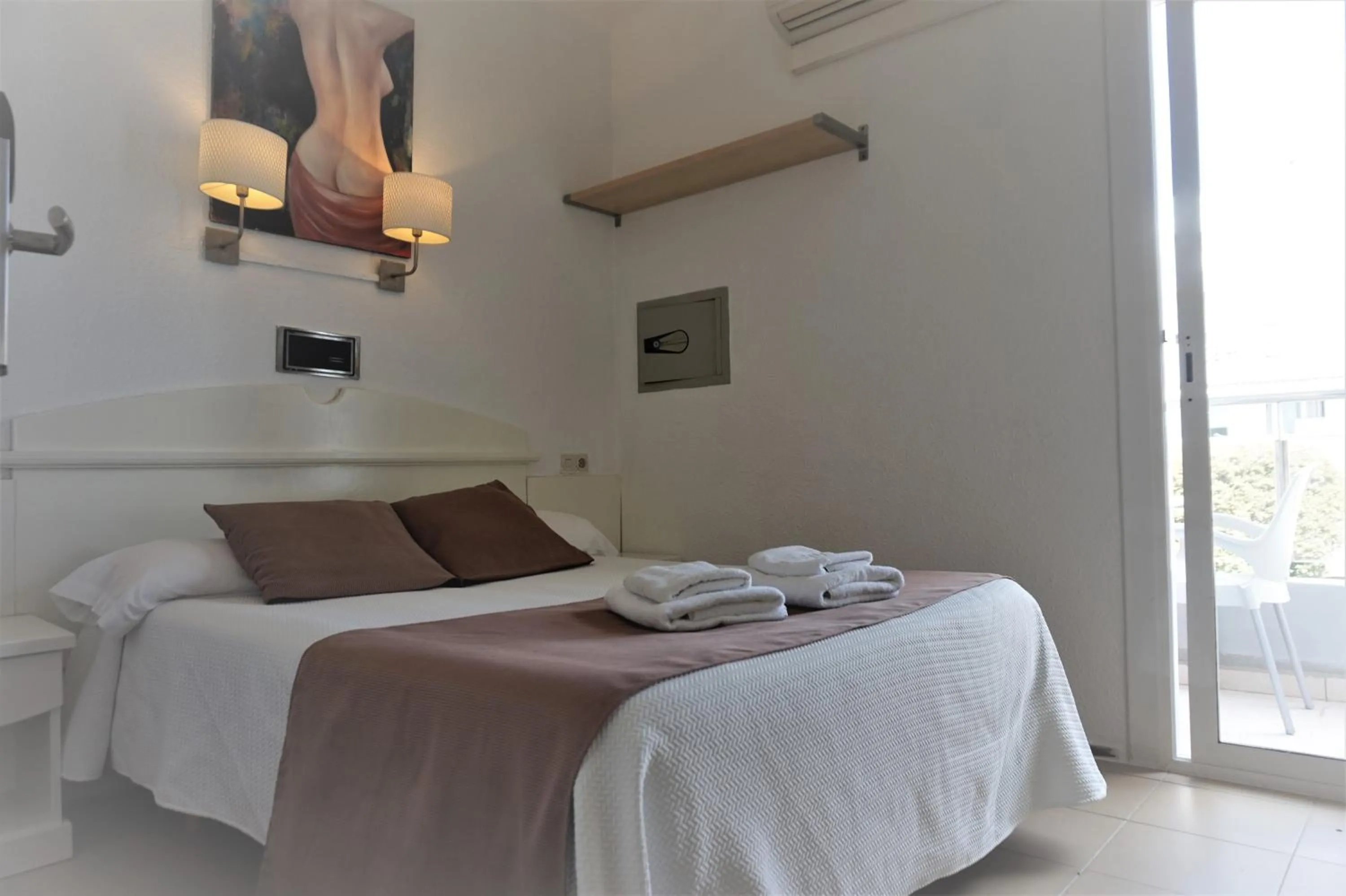 Other, Bed in Hotel Hermes