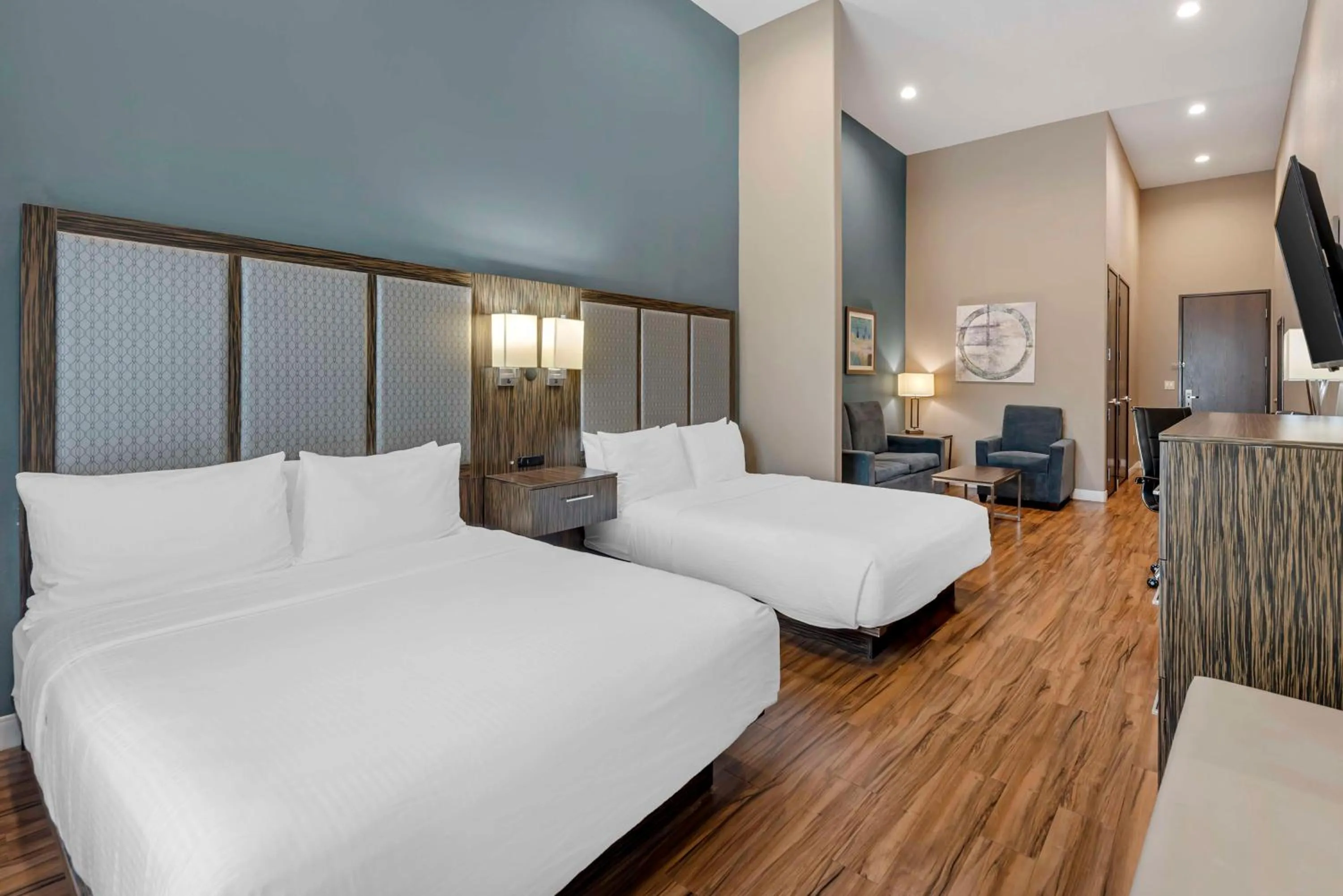 Photo of the whole room, Bed in Best Western Plus Pflugerville Inn & Suites