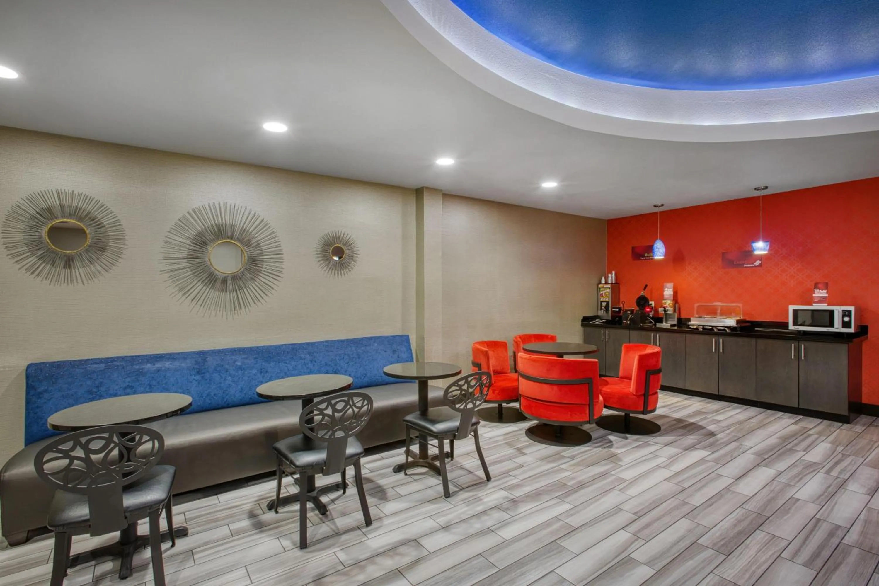 Restaurant/places to eat in Best Western Plus Tech Medical Center Inn