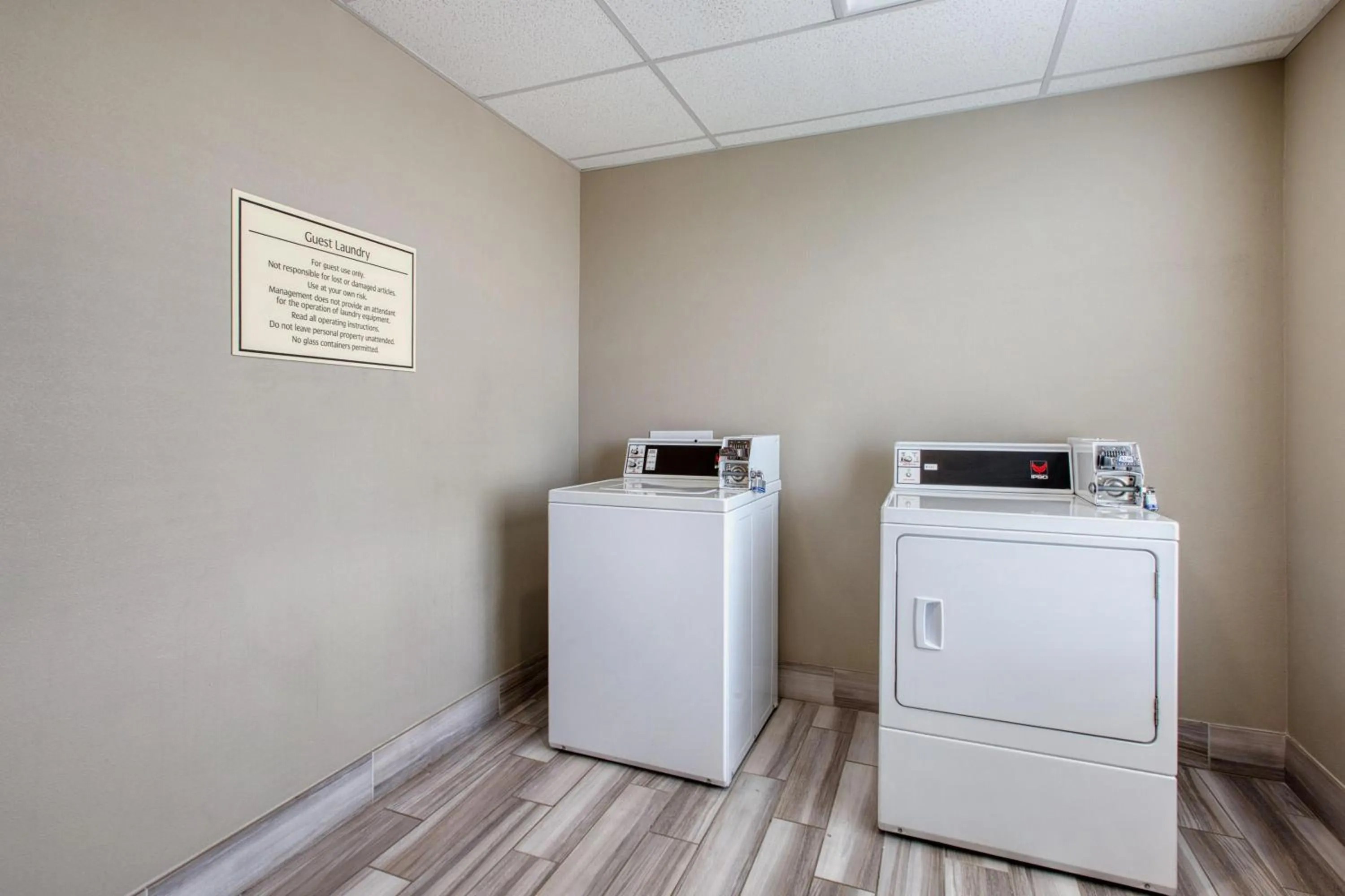 Property building in Best Western Plus Tech Medical Center Inn