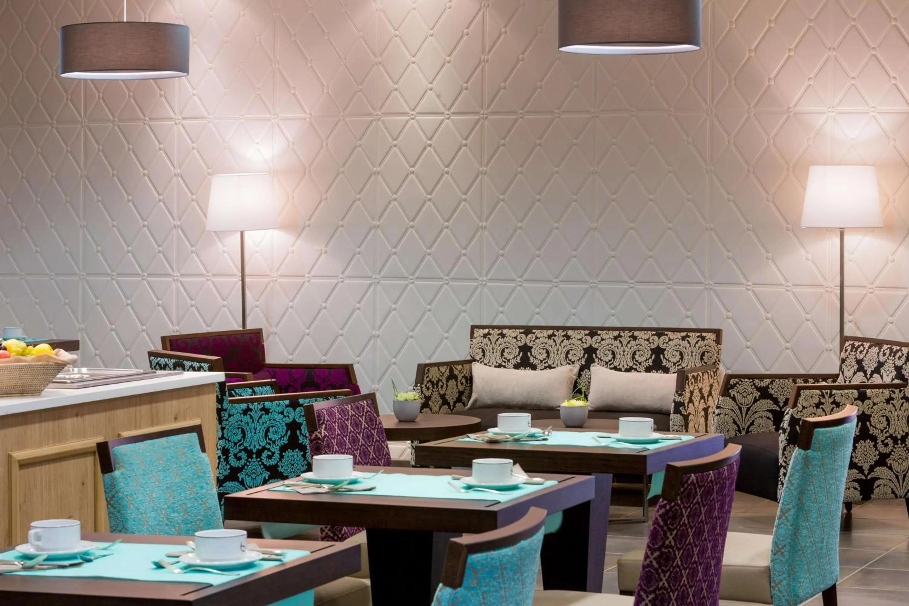 Restaurant/places to eat in Hôtel Le Rive Droite & SPA