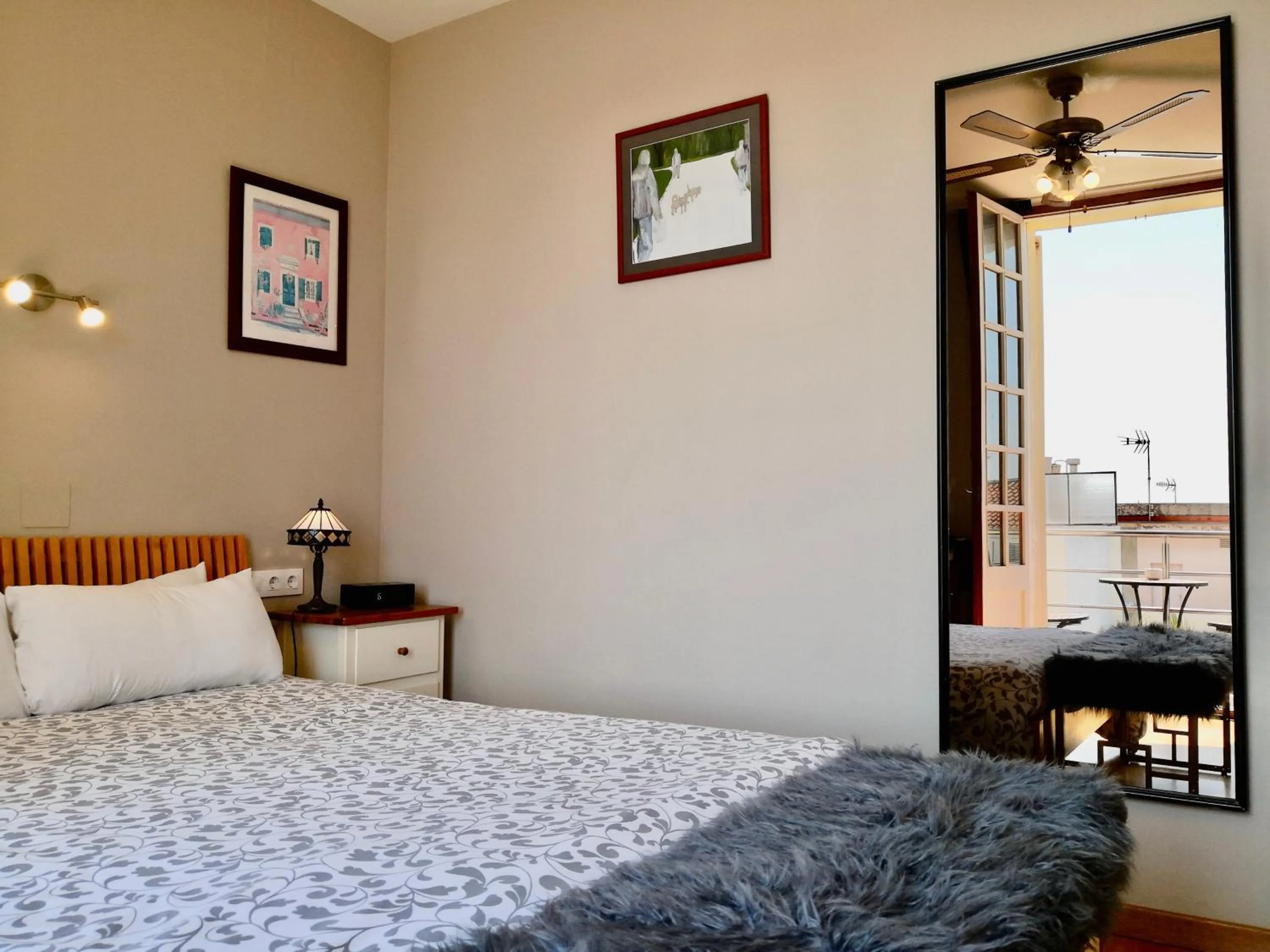 Photo of the whole room, Bed in Privat Hotel Liberty Sitges