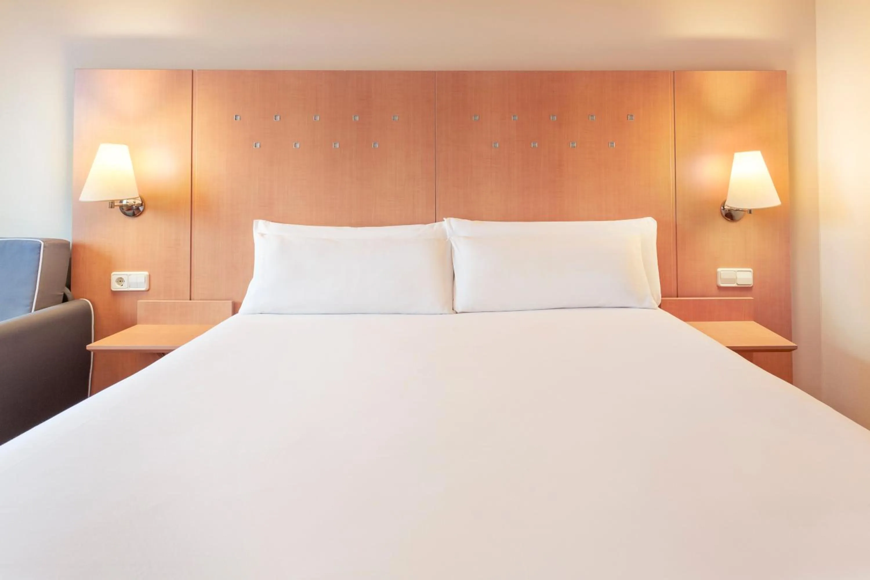 Bed in B&B HOTEL Madrid Arganda