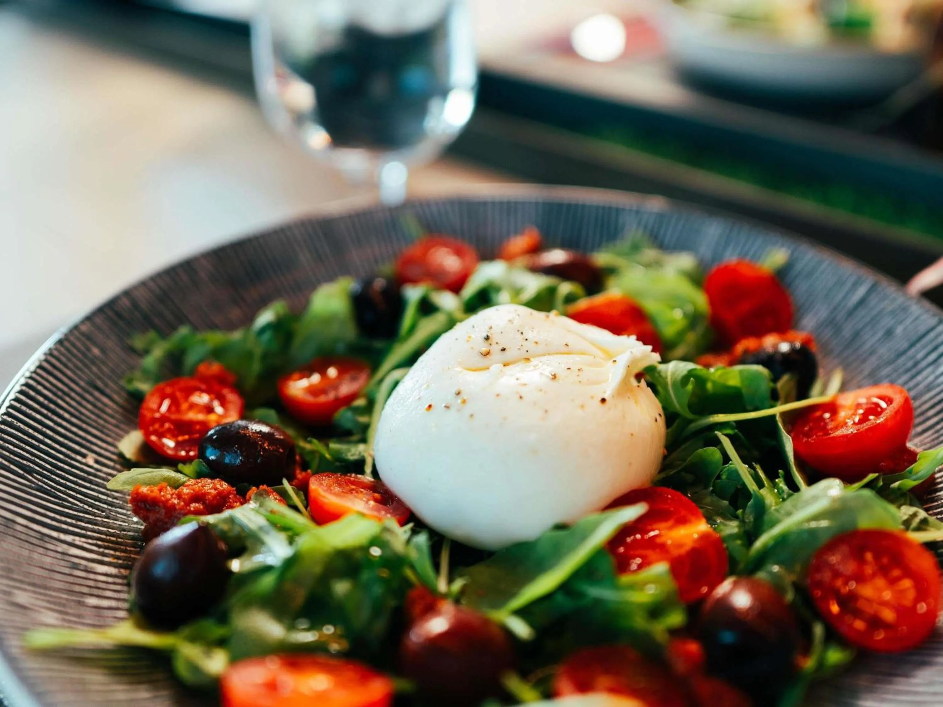 Restaurant/places to eat in Ibis Alcala de Henares La Garena