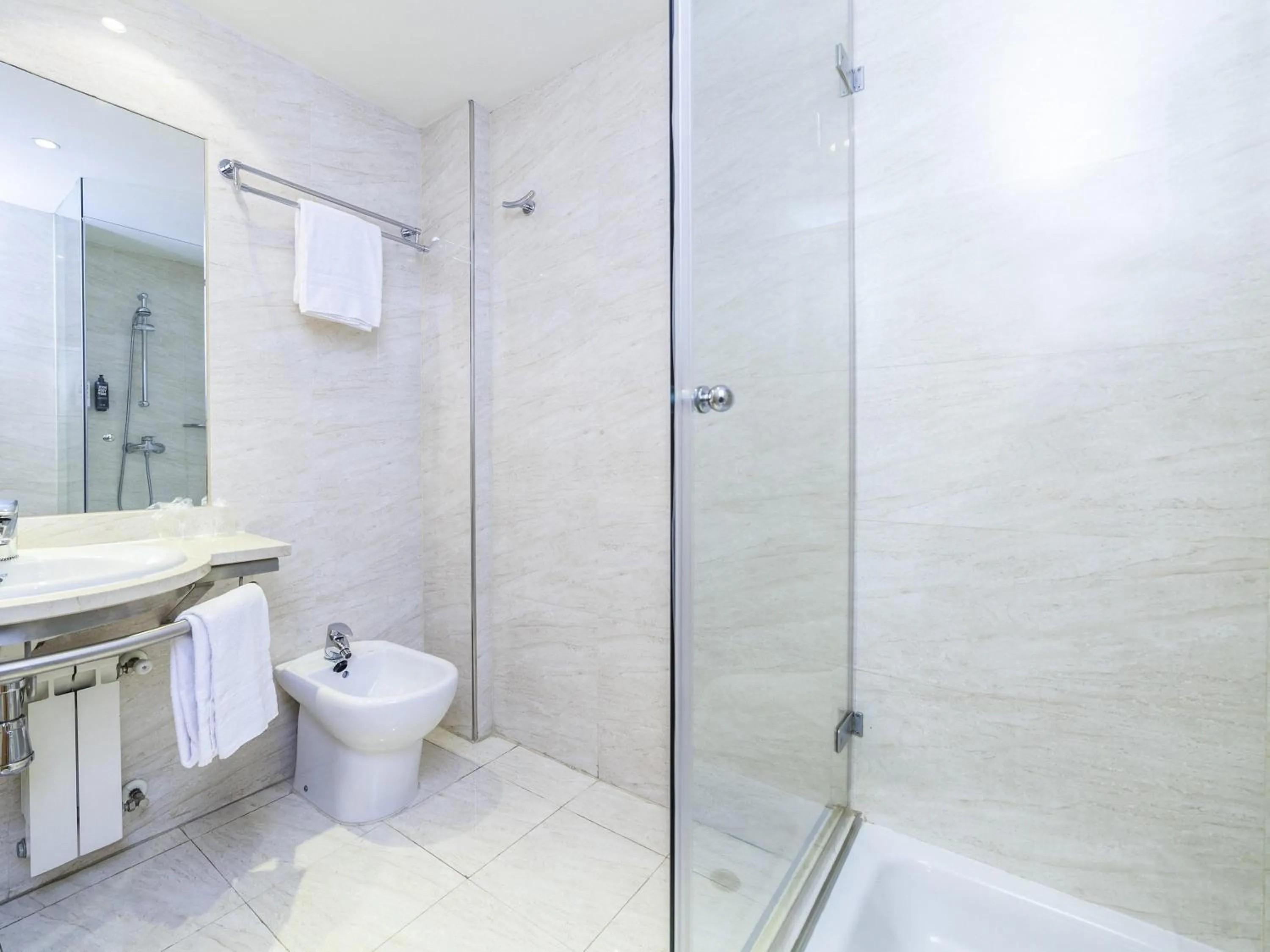 Bedroom in Ibis Alcala de Henares La Garena