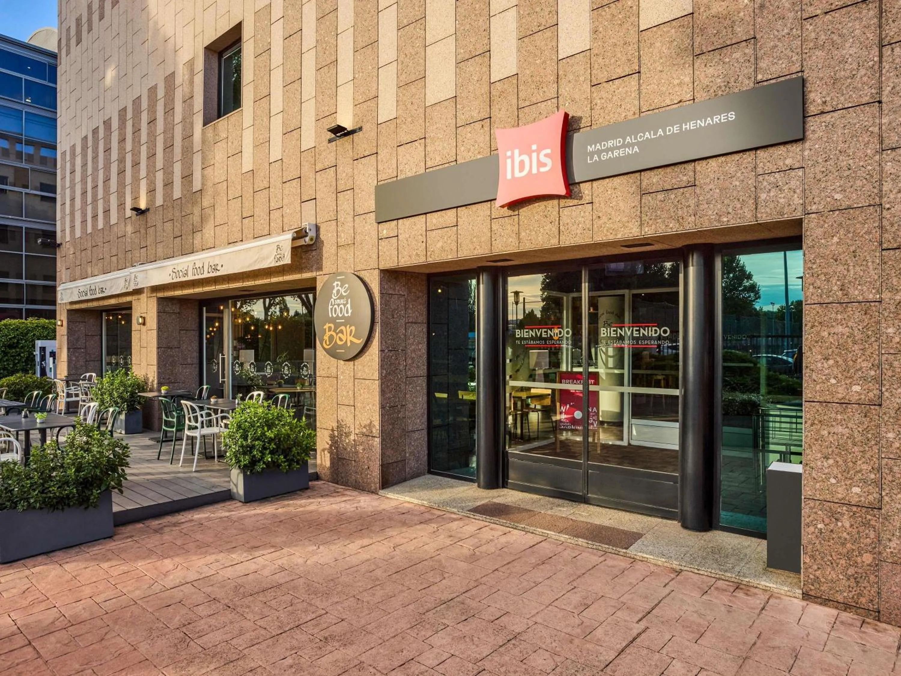 Property building in Ibis Alcala de Henares La Garena