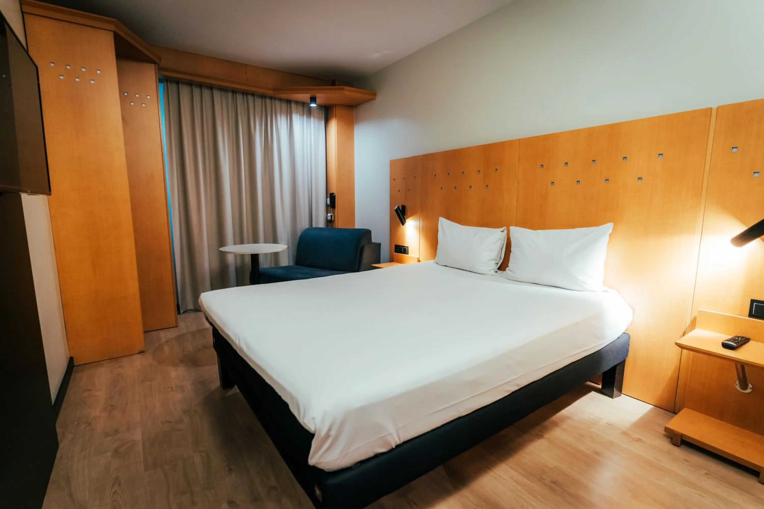 Bed in Ibis Alcala de Henares La Garena