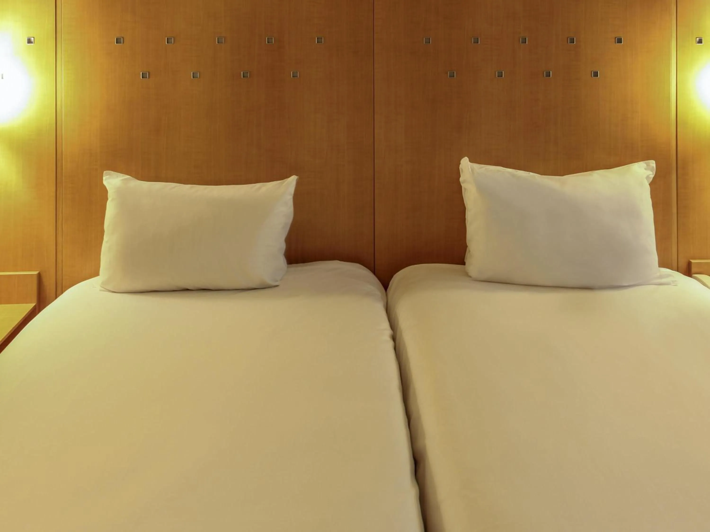 Bedroom, Bed in Ibis Alcala de Henares La Garena