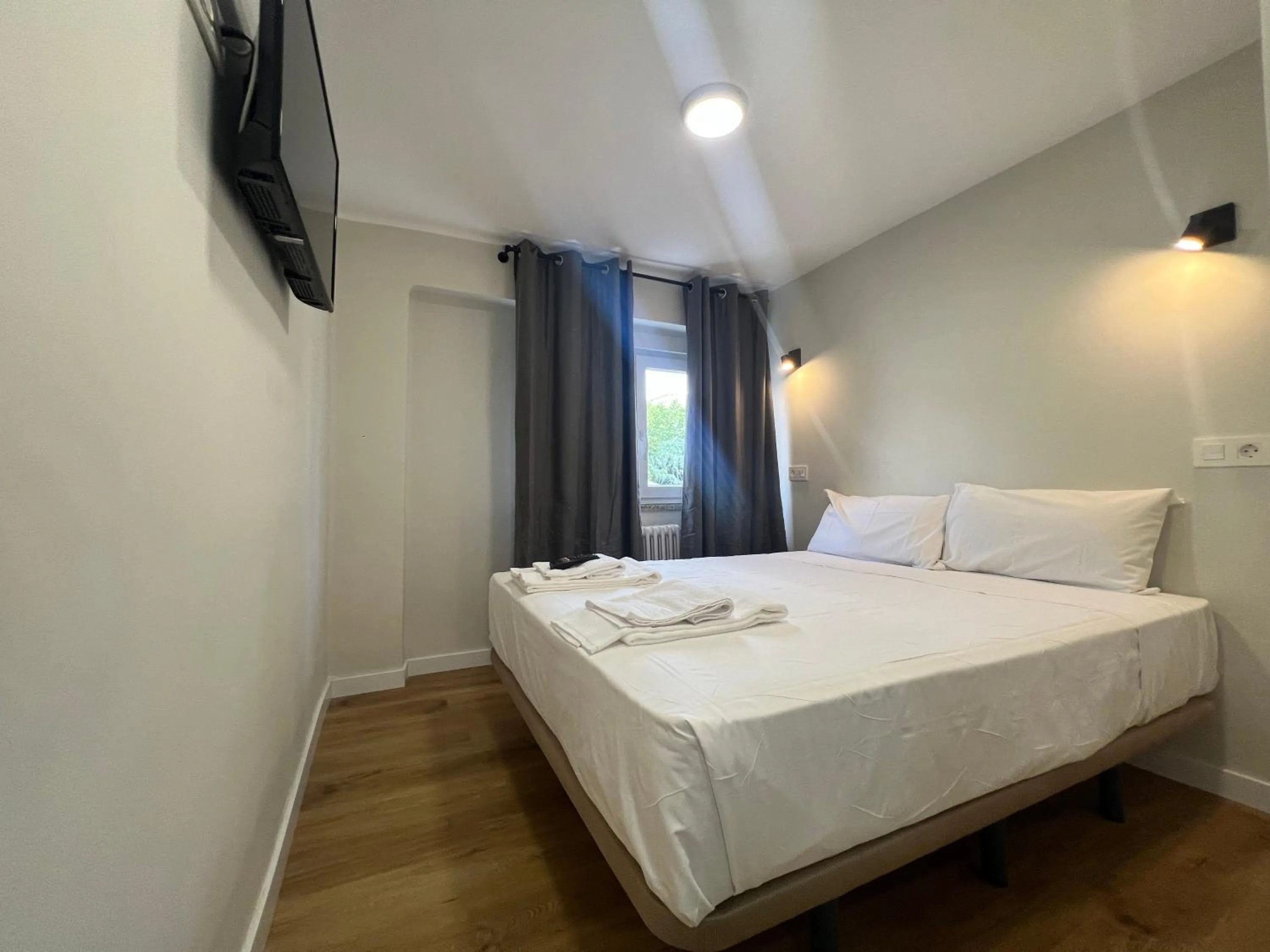 Bedroom, Bed in Hostal Mindanao