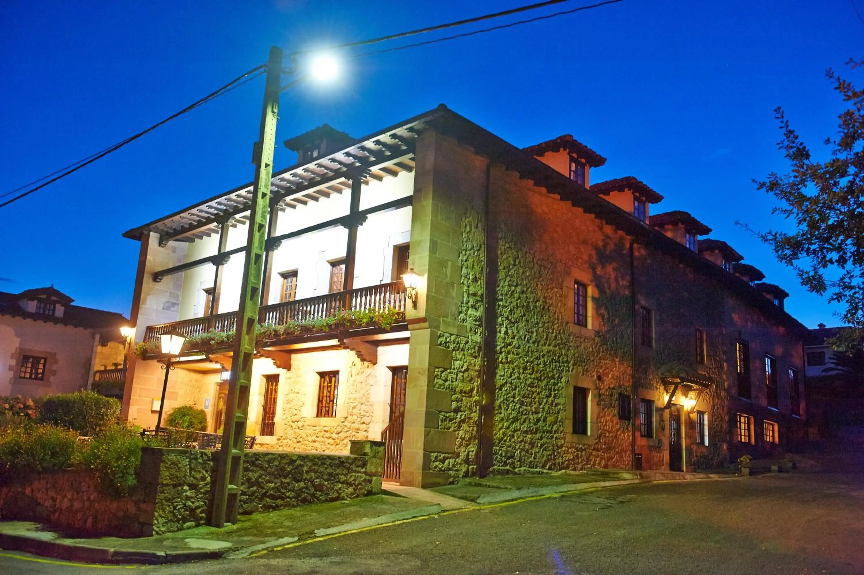 Area and facilities in Hotel Los Angeles