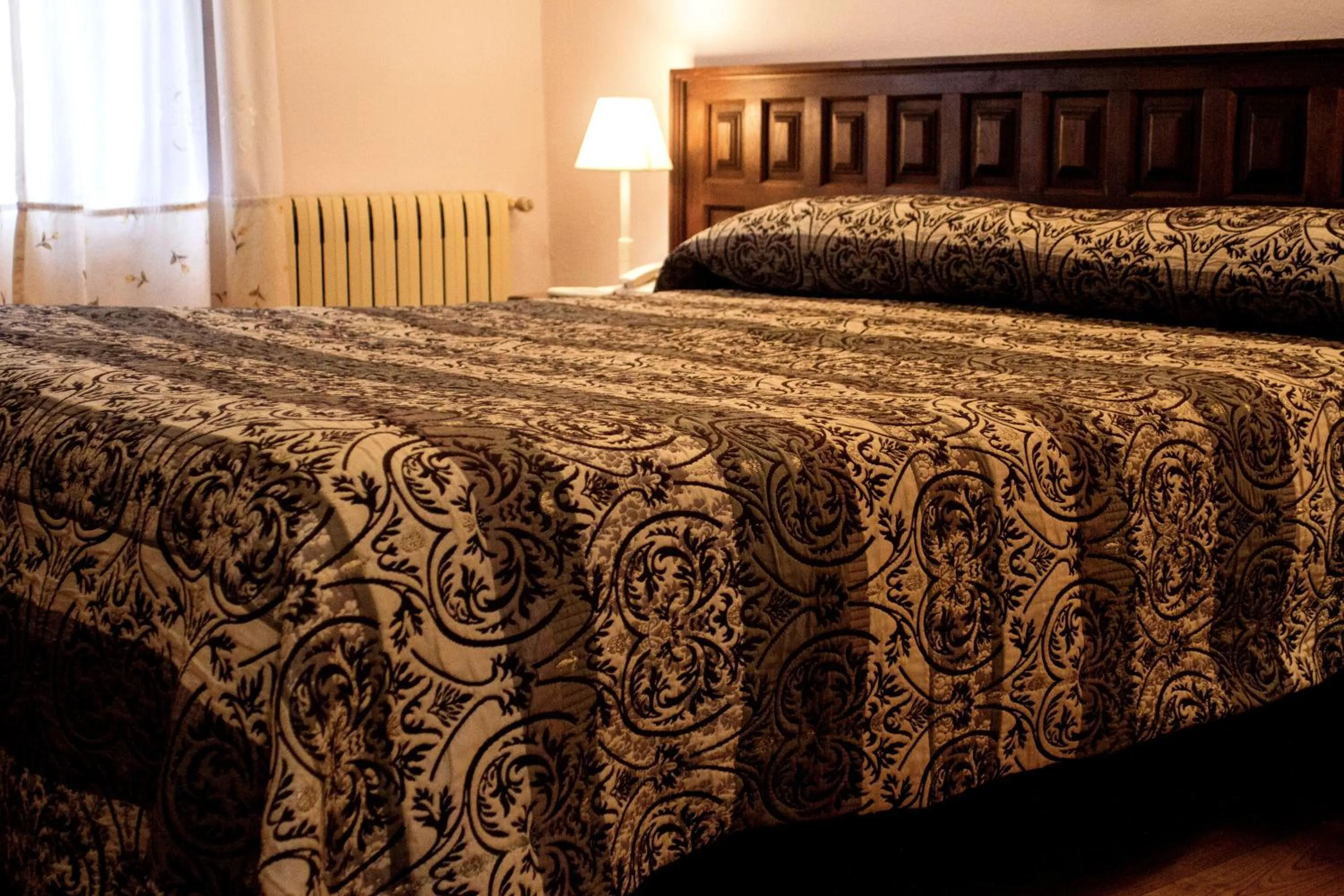 Decorative detail in Hotel Los Angeles